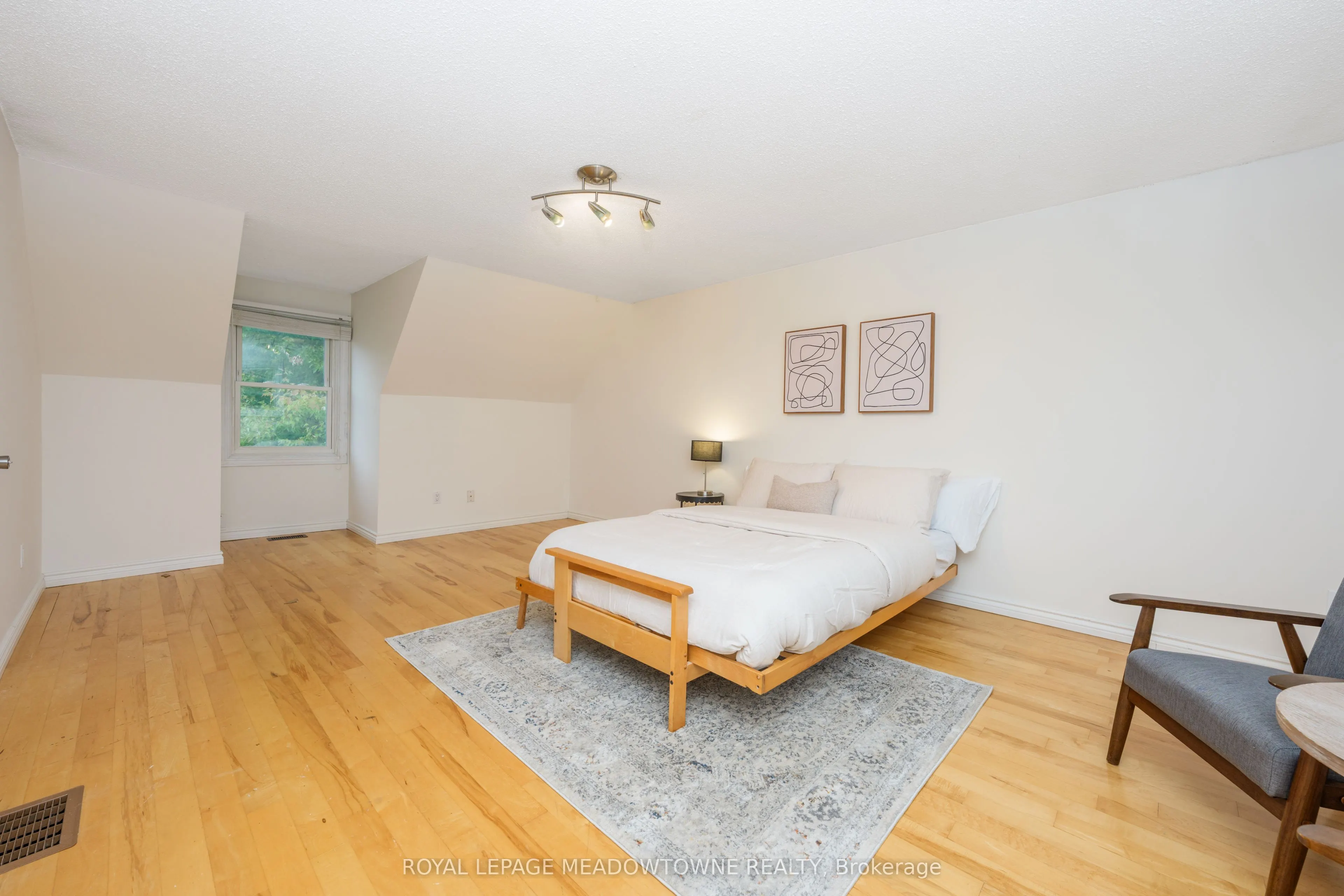 21 Briarlea Road