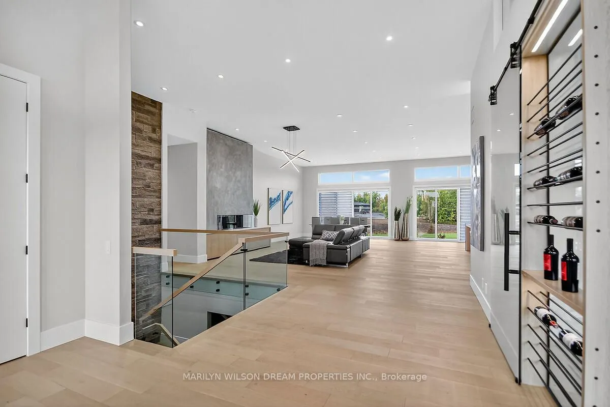 1070 Green Jacket Crescent