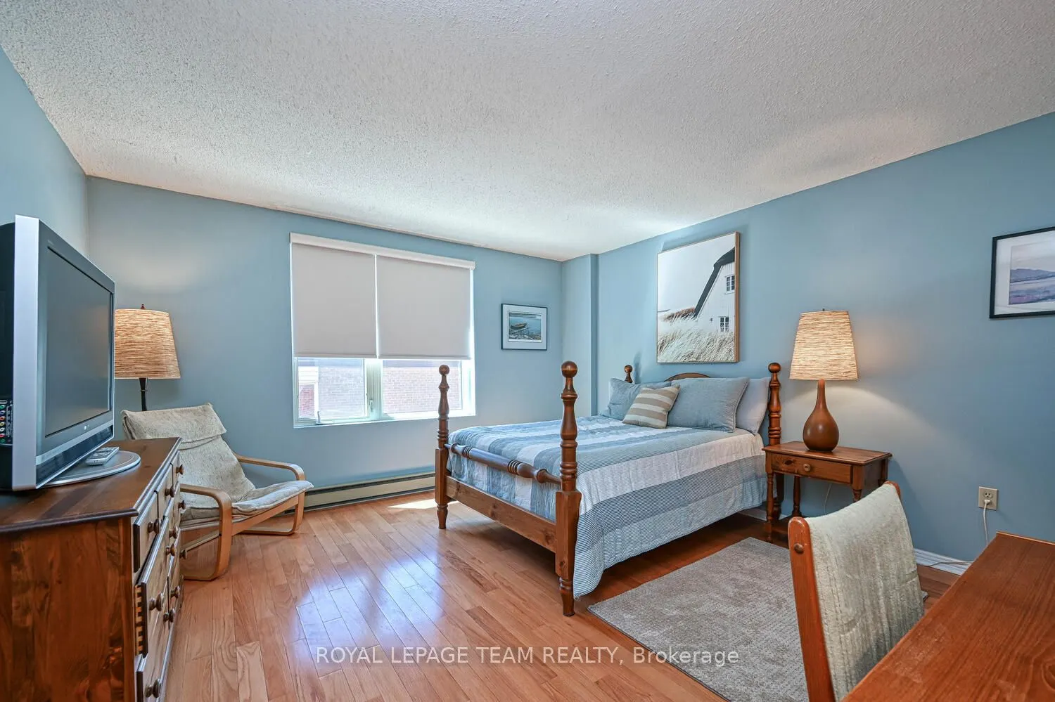800 Mckellar Avenue, #403