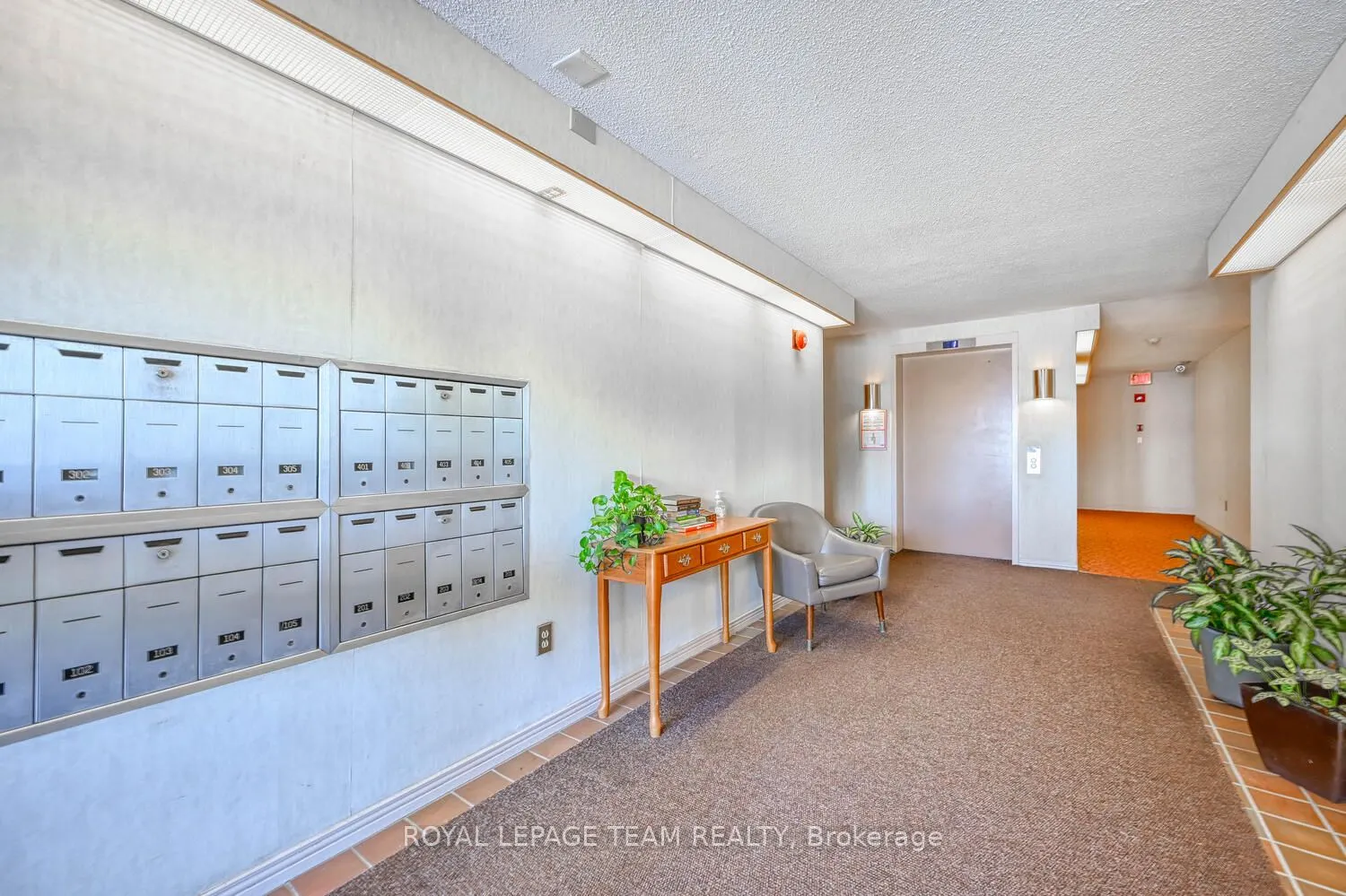800 Mckellar Avenue, #403
