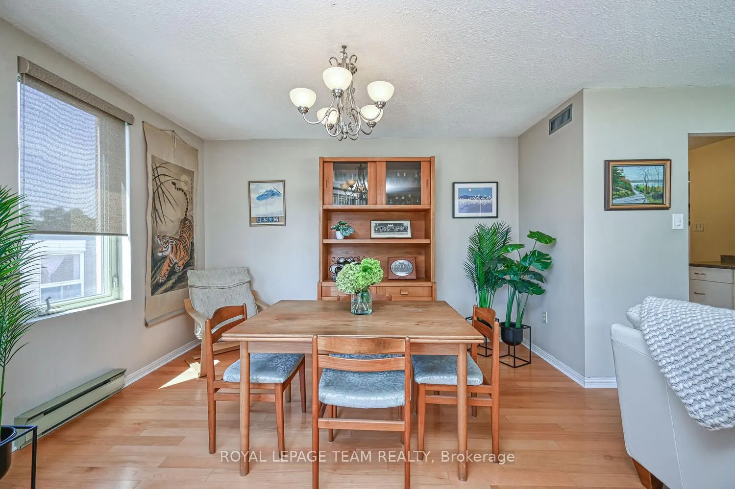 800 Mckellar Avenue, #403