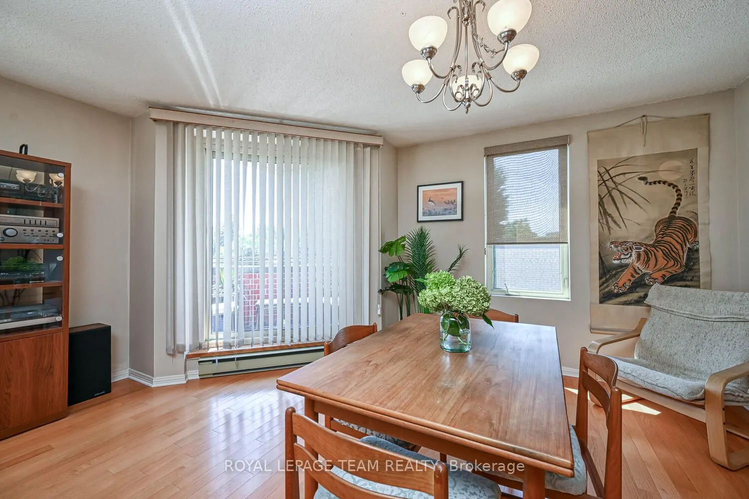 800 Mckellar Avenue, #403