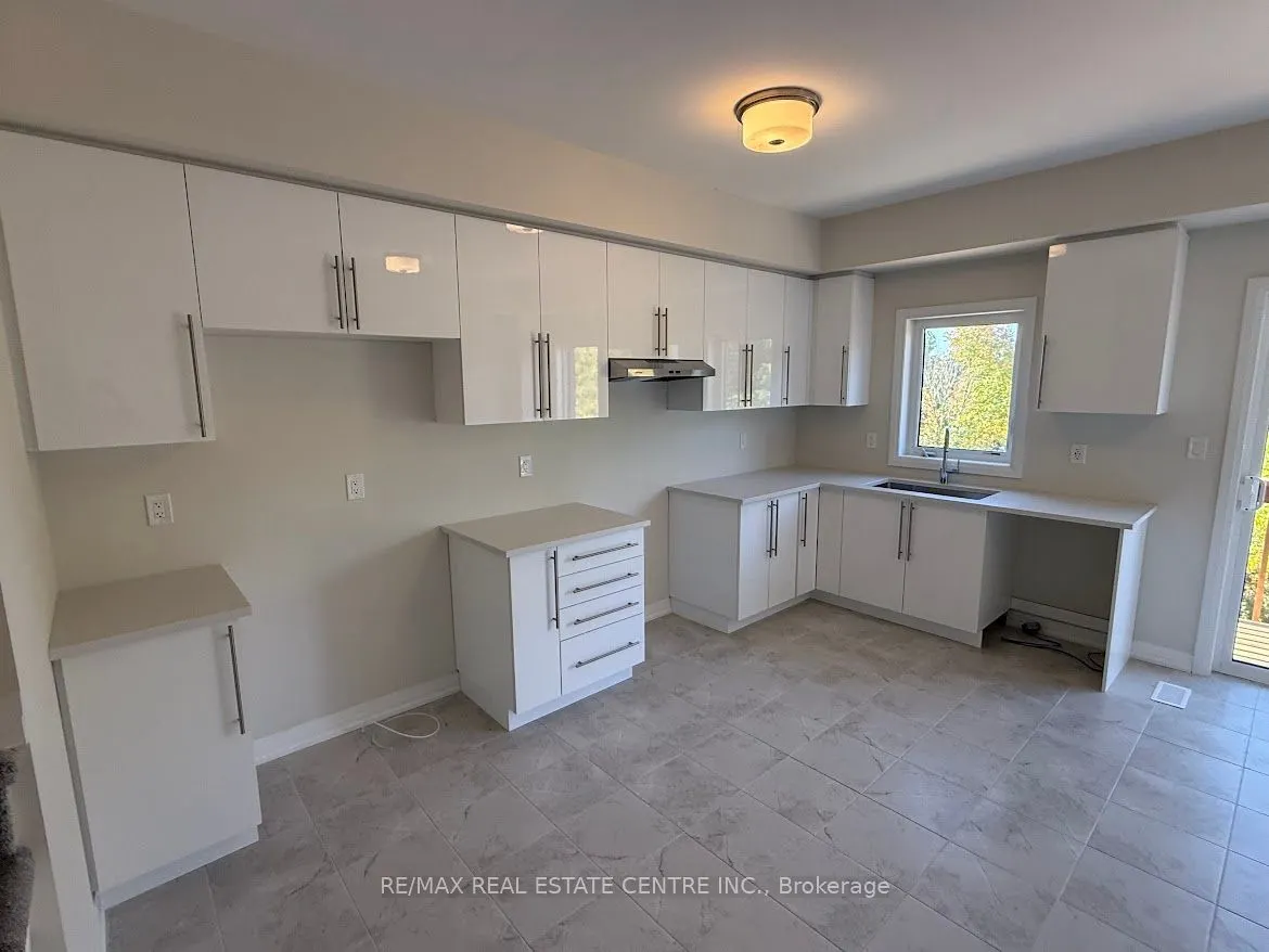 660 Colborne Street W, #41
