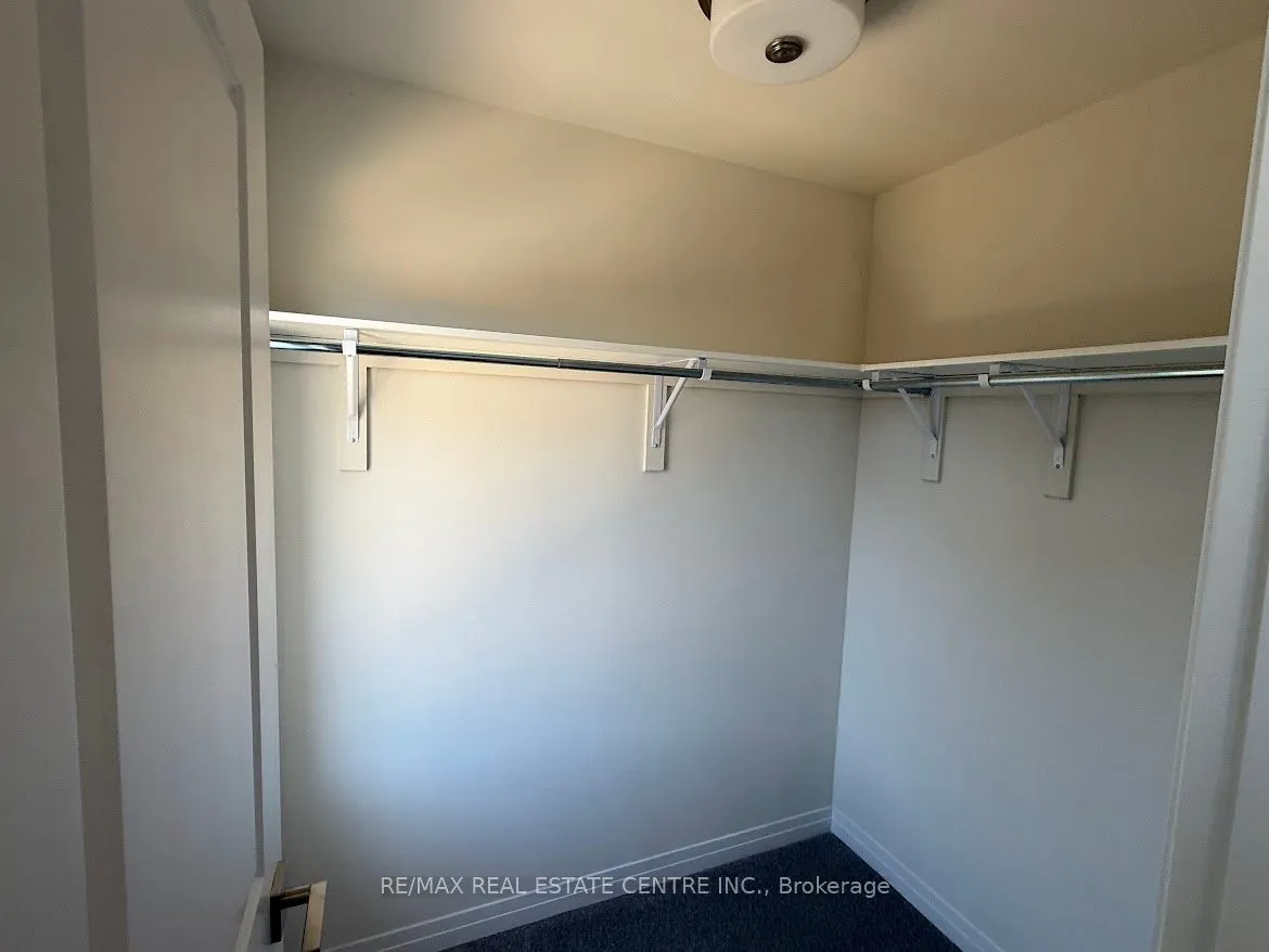 660 Colborne Street W, #41