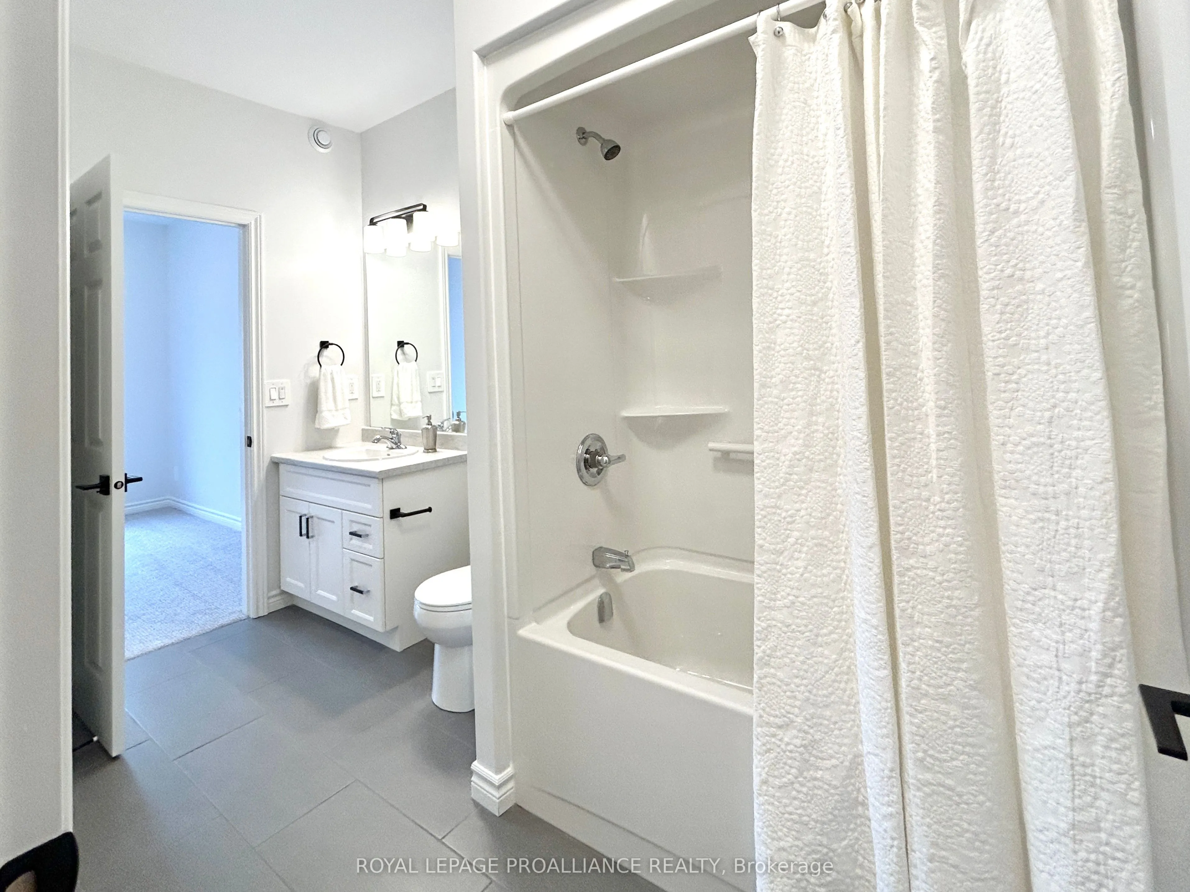 33 Athabaska Drive