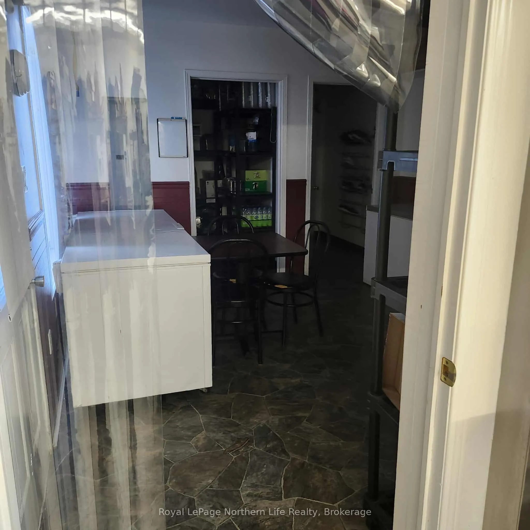 276 Nipissing Street