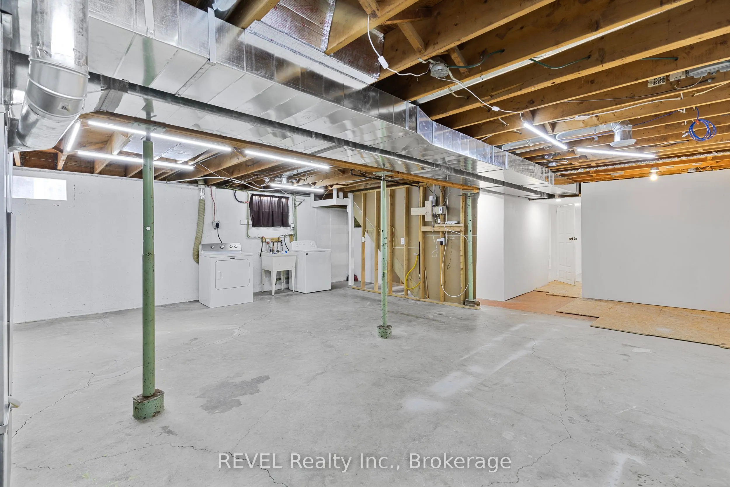 908 Cedar Street