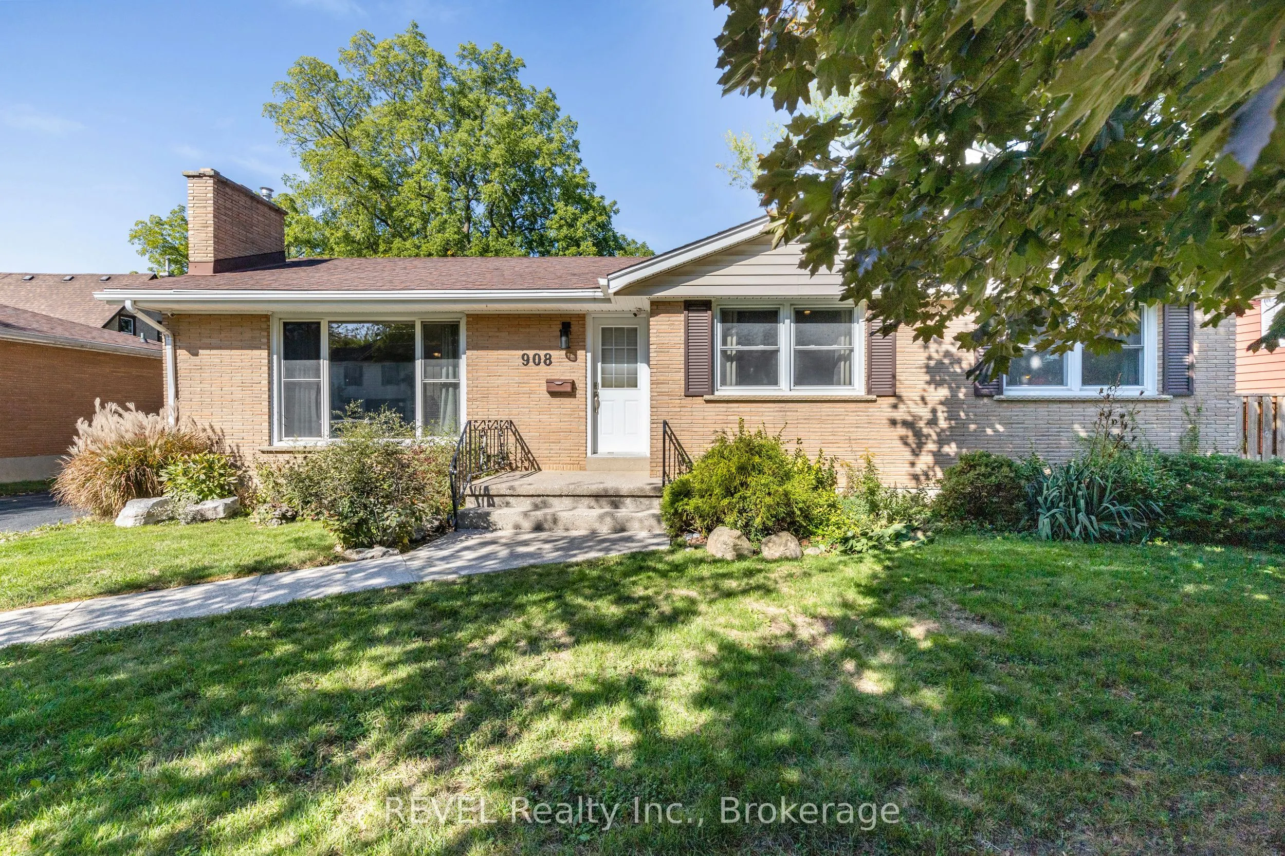 908 Cedar Street