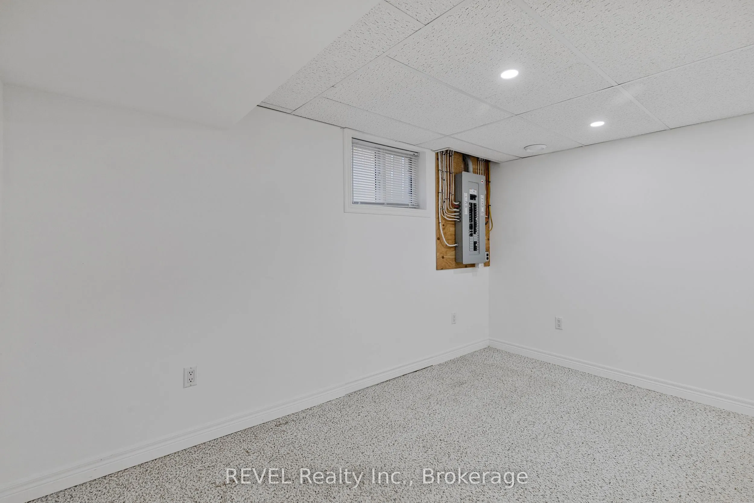 908 Cedar Street