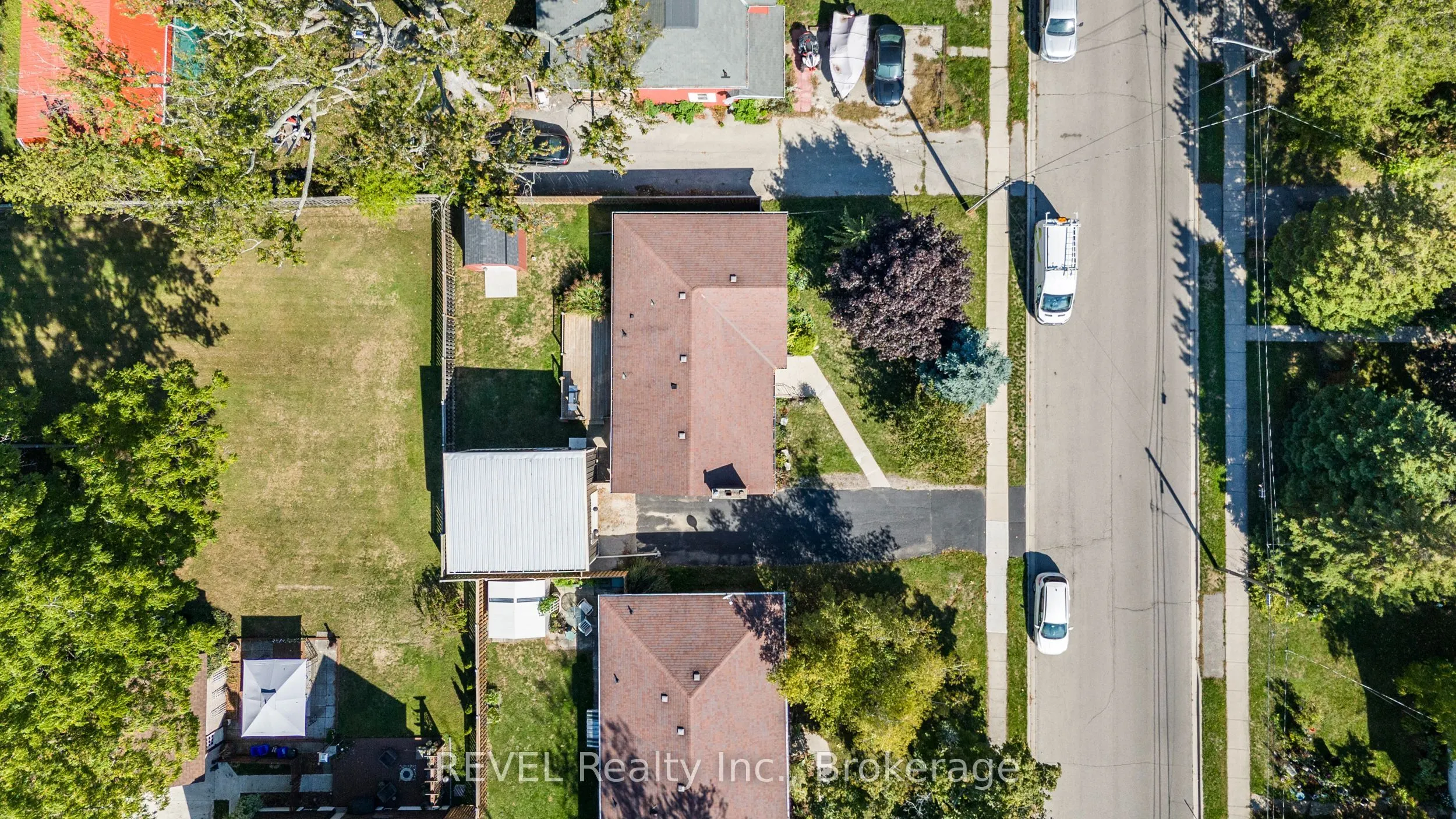 908 Cedar Street