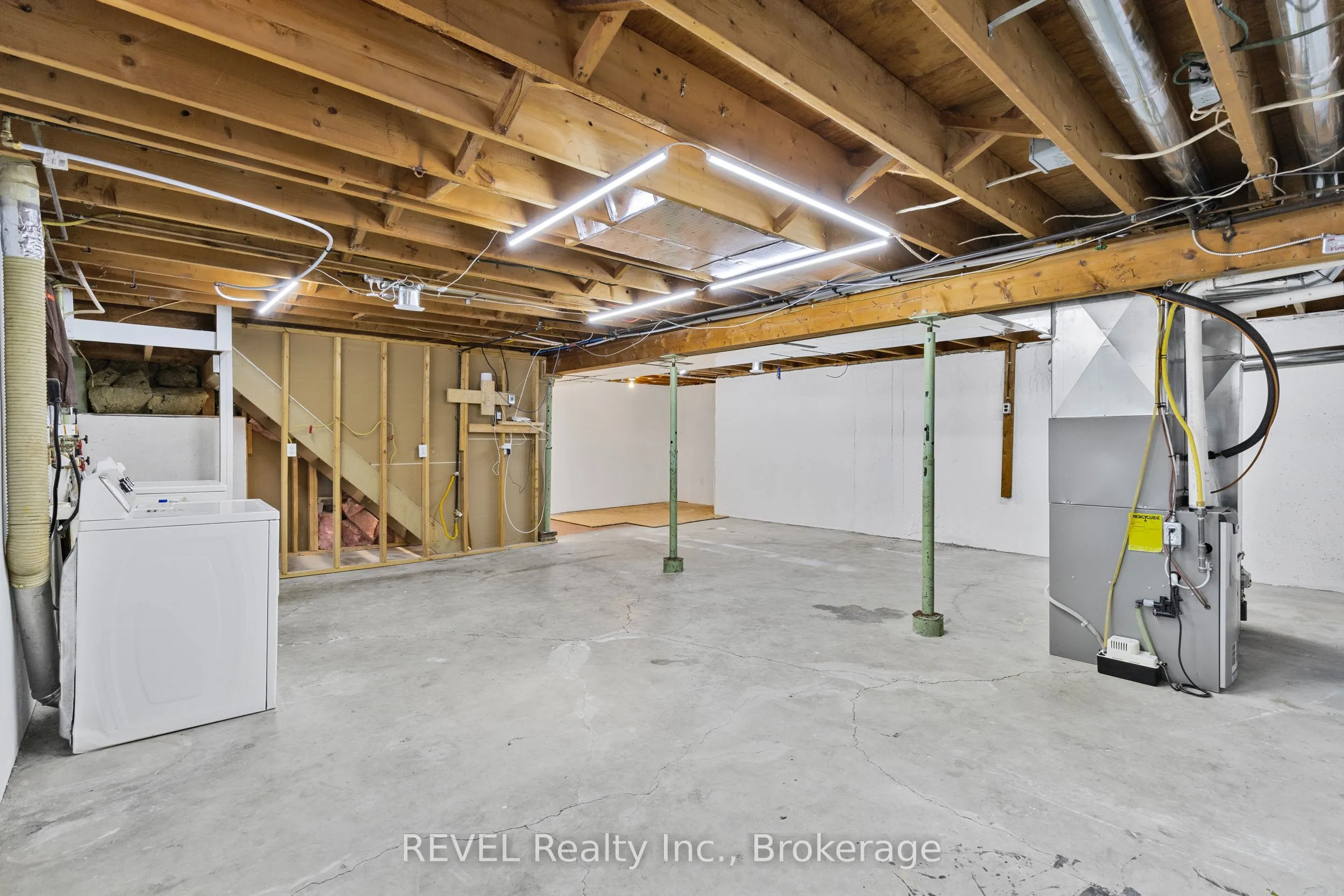 908 Cedar Street