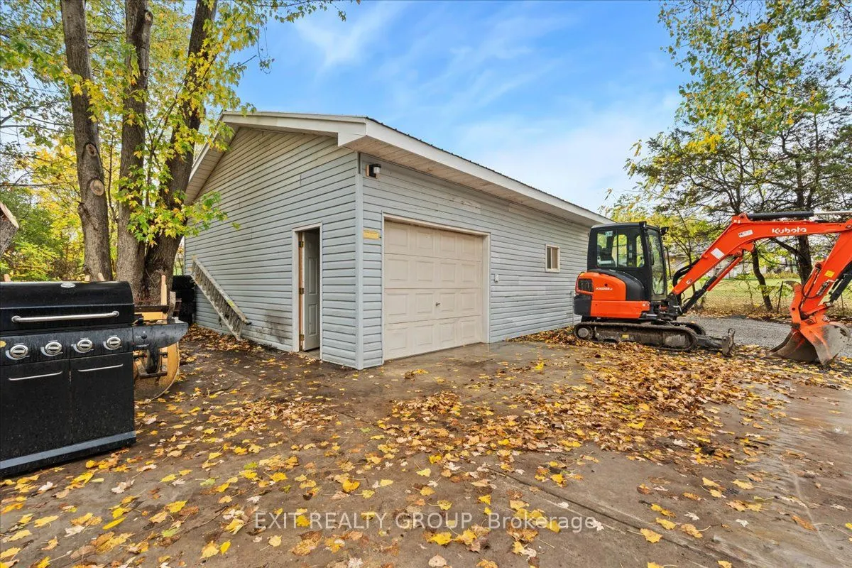 52 County Road 15