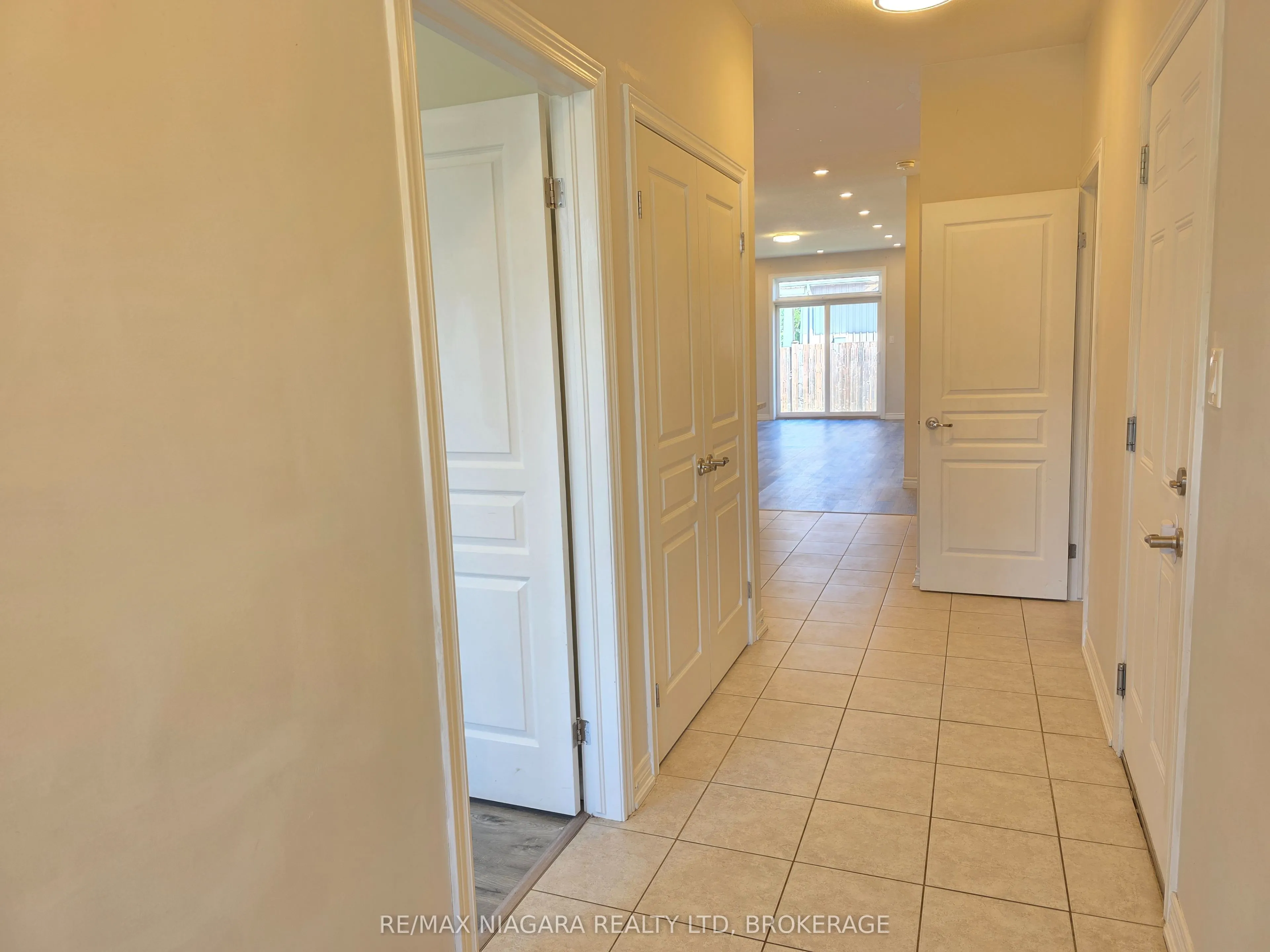 24 Ellis Avenue