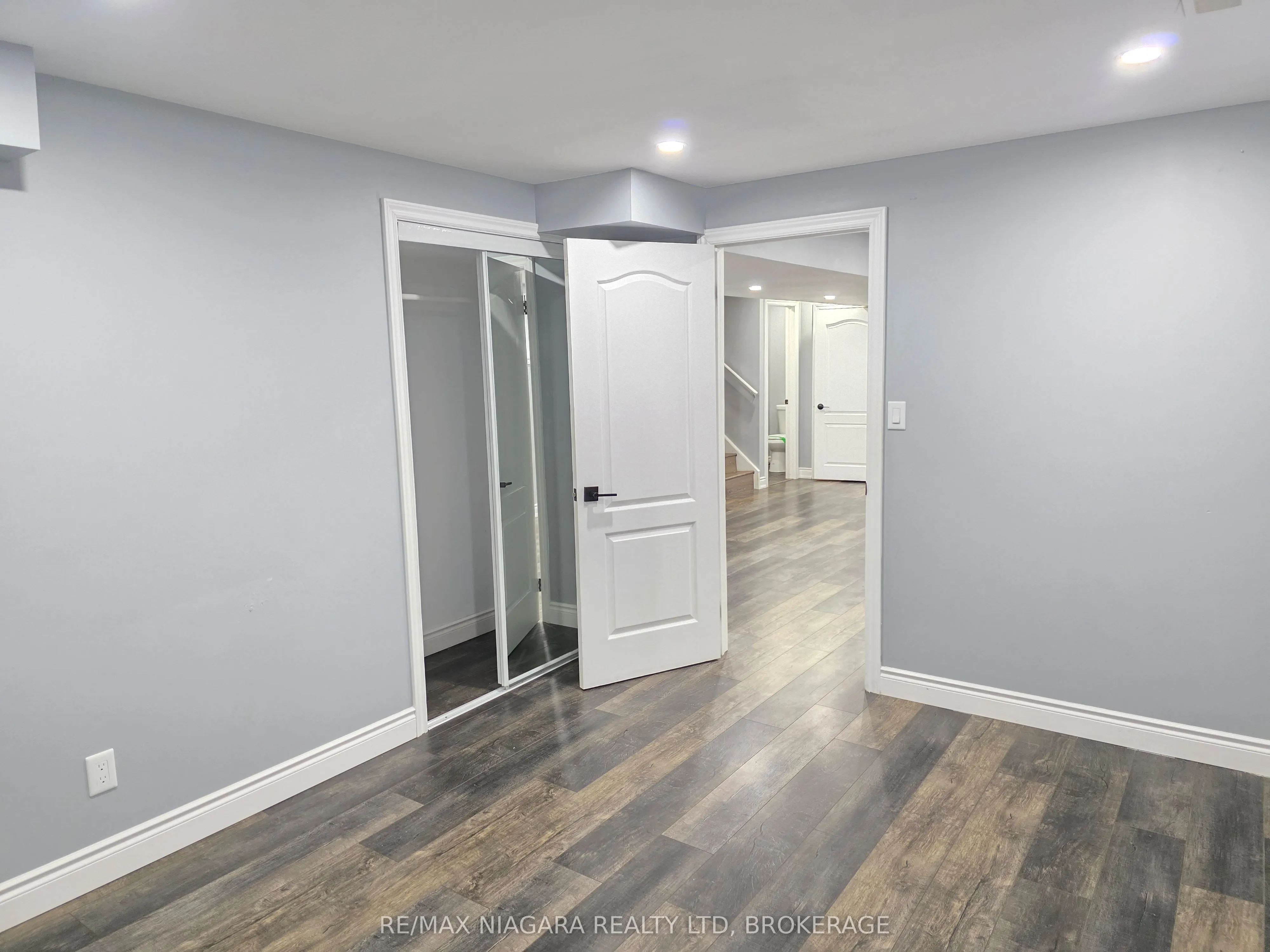 24 Ellis Avenue