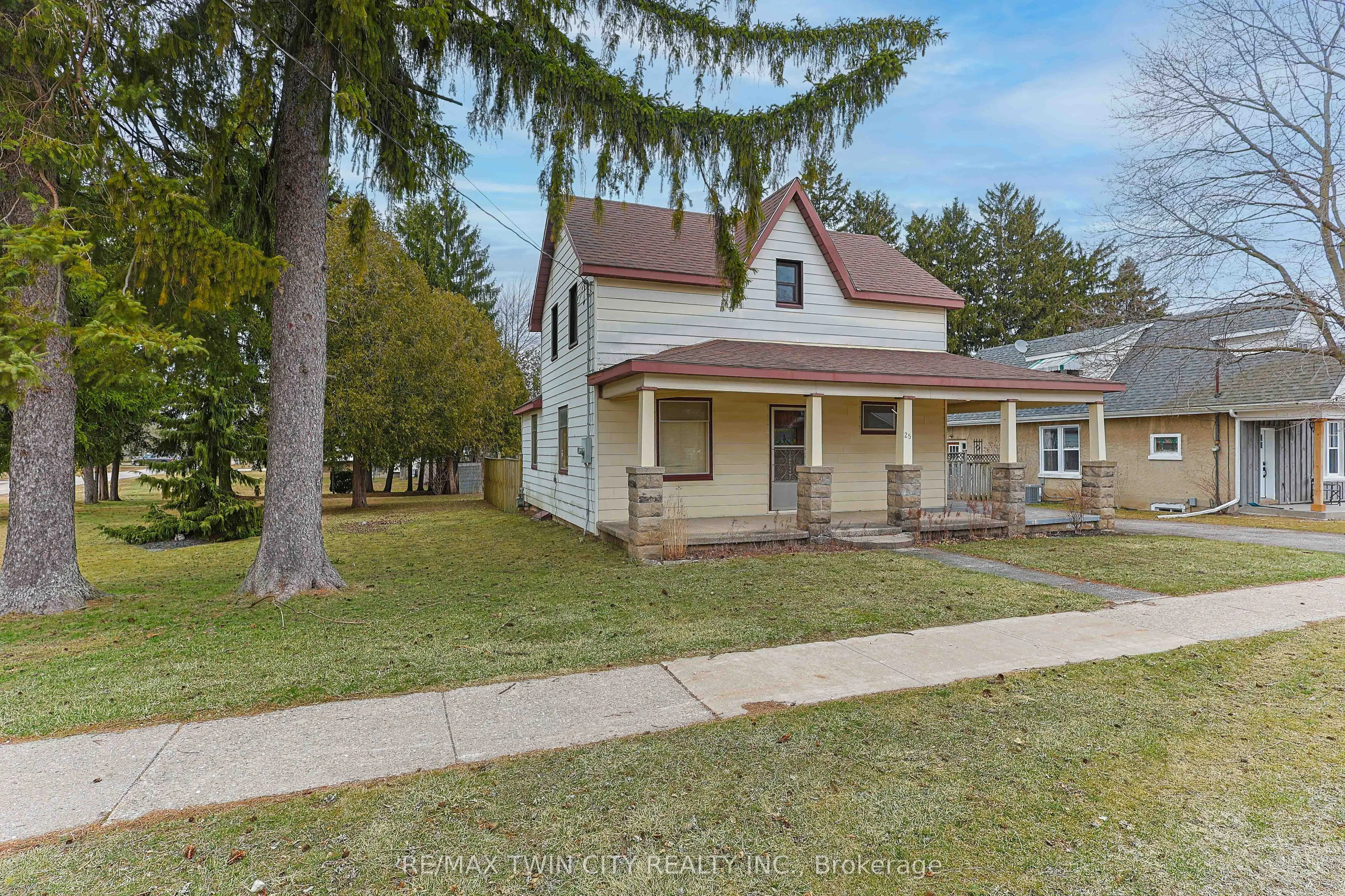 25 Dufferin Street
