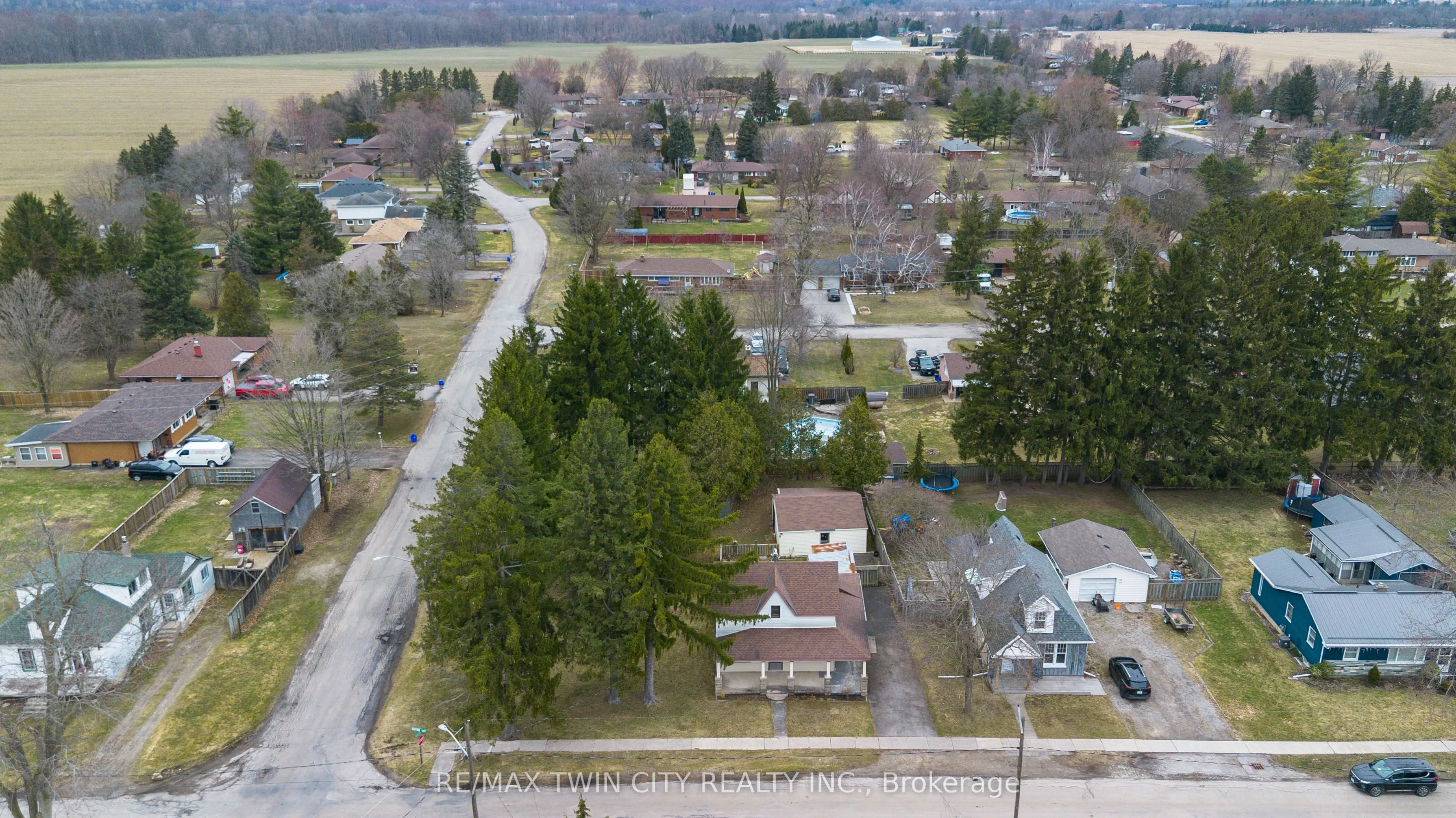 25 Dufferin Street