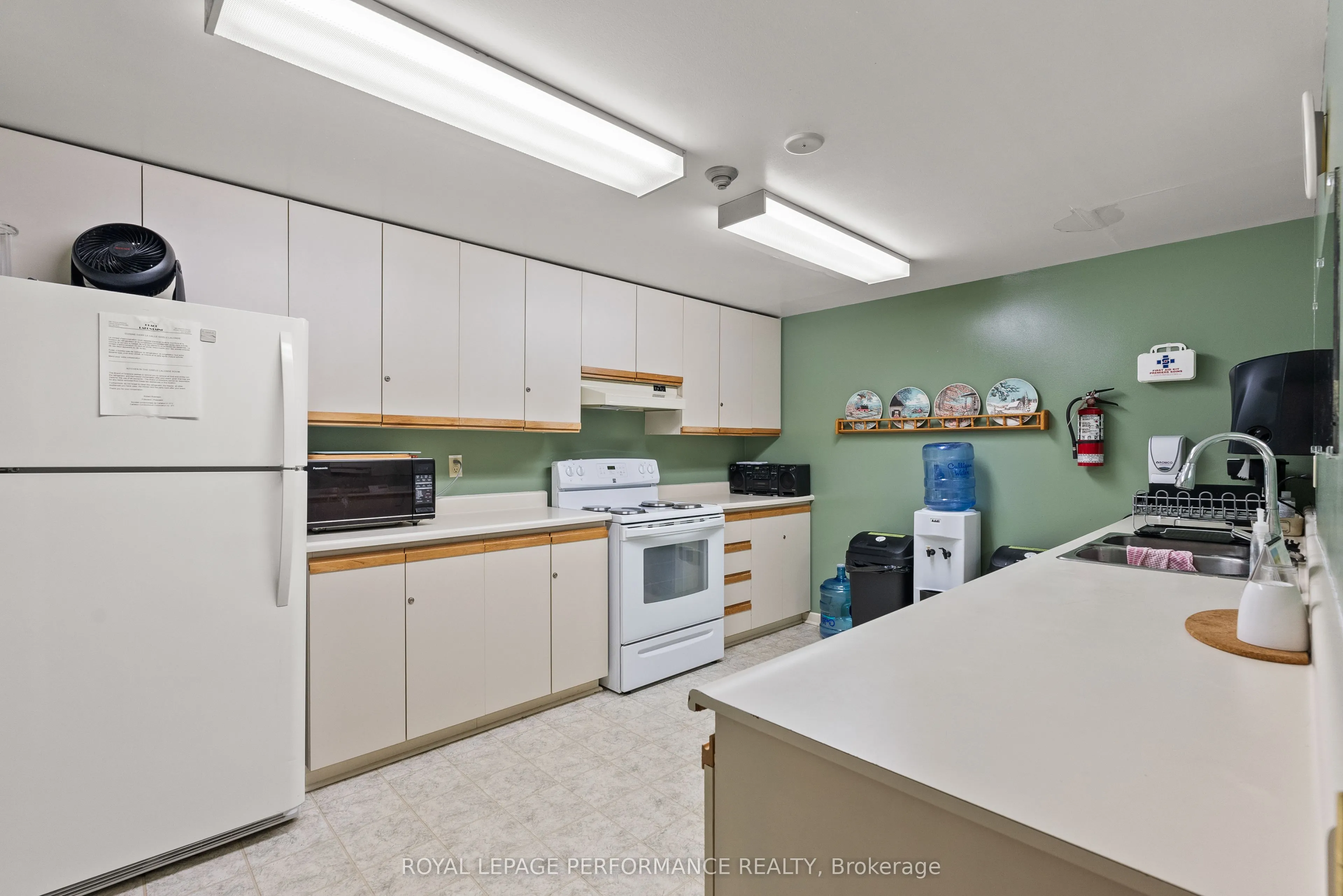 200 Lafontaine Avenue, #Unit #407