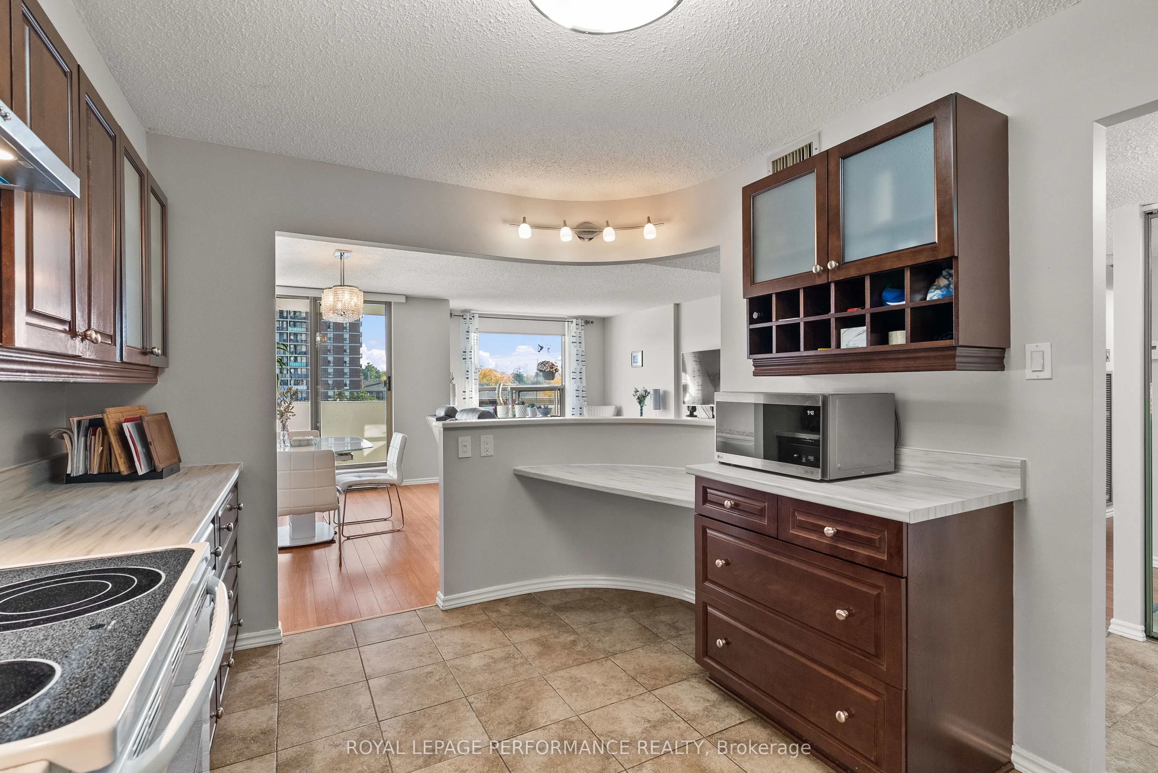 200 Lafontaine Avenue, #Unit #407