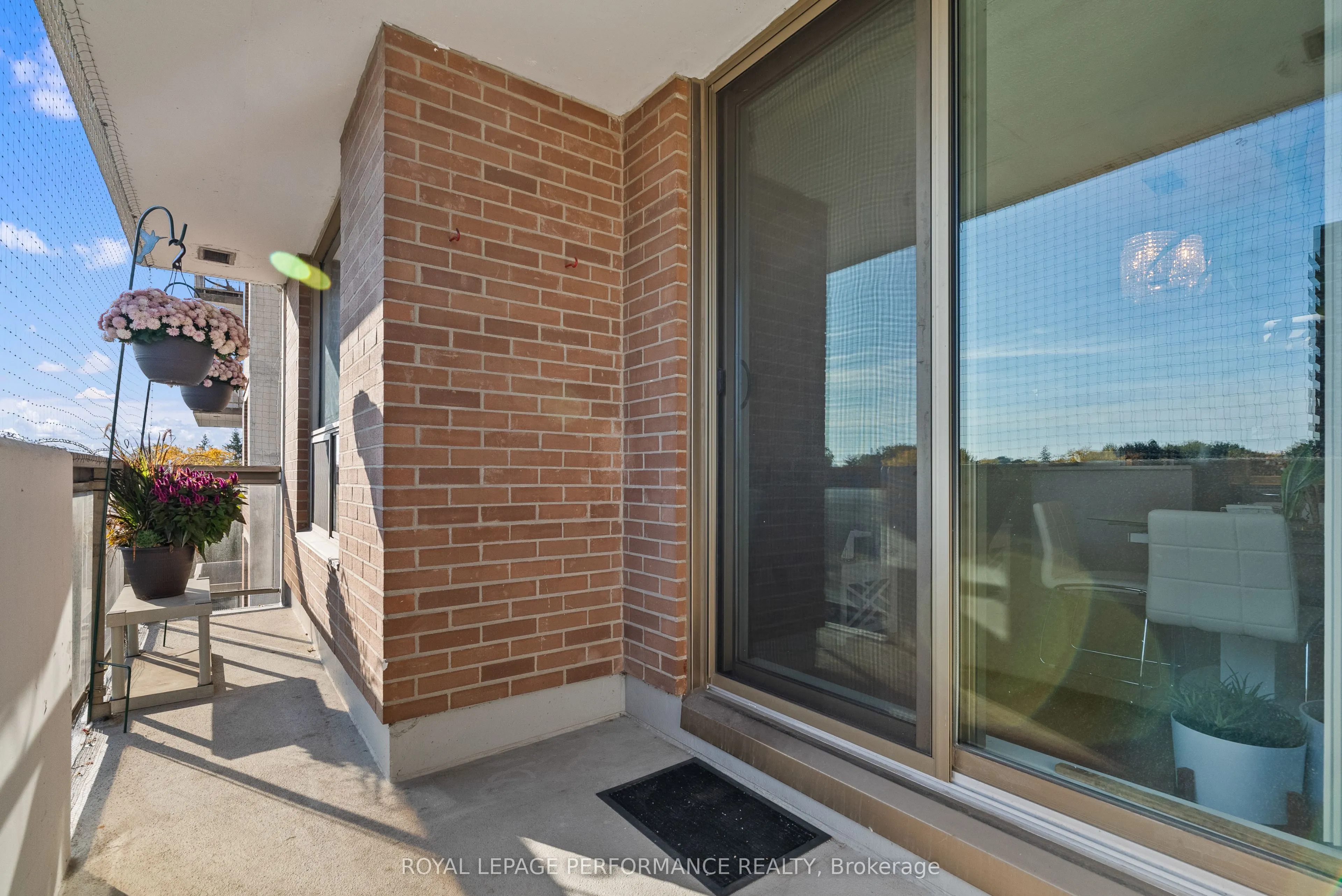 200 Lafontaine Avenue, #Unit #407