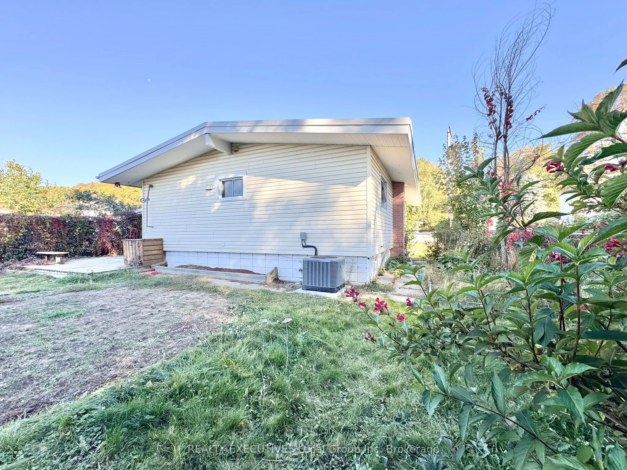 286 Leonard Street