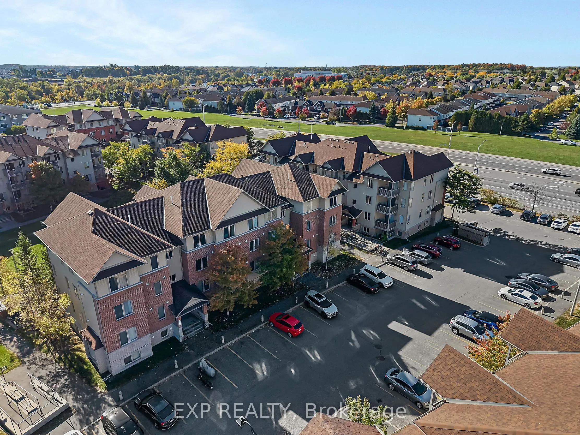 585 Stonefield Private, #6