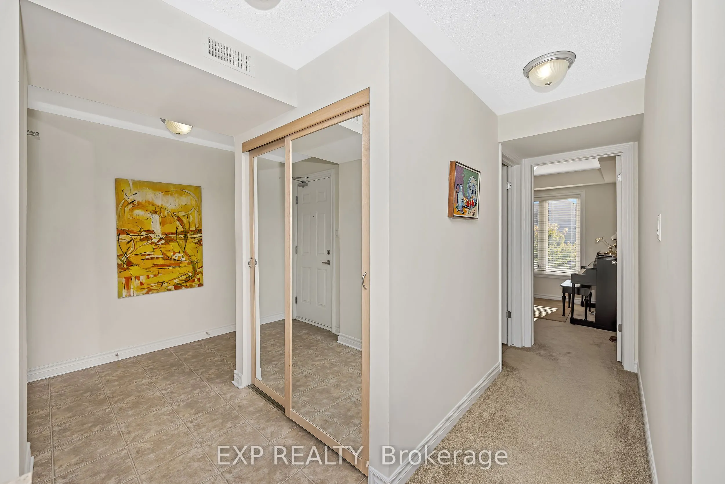 585 Stonefield Private, #6