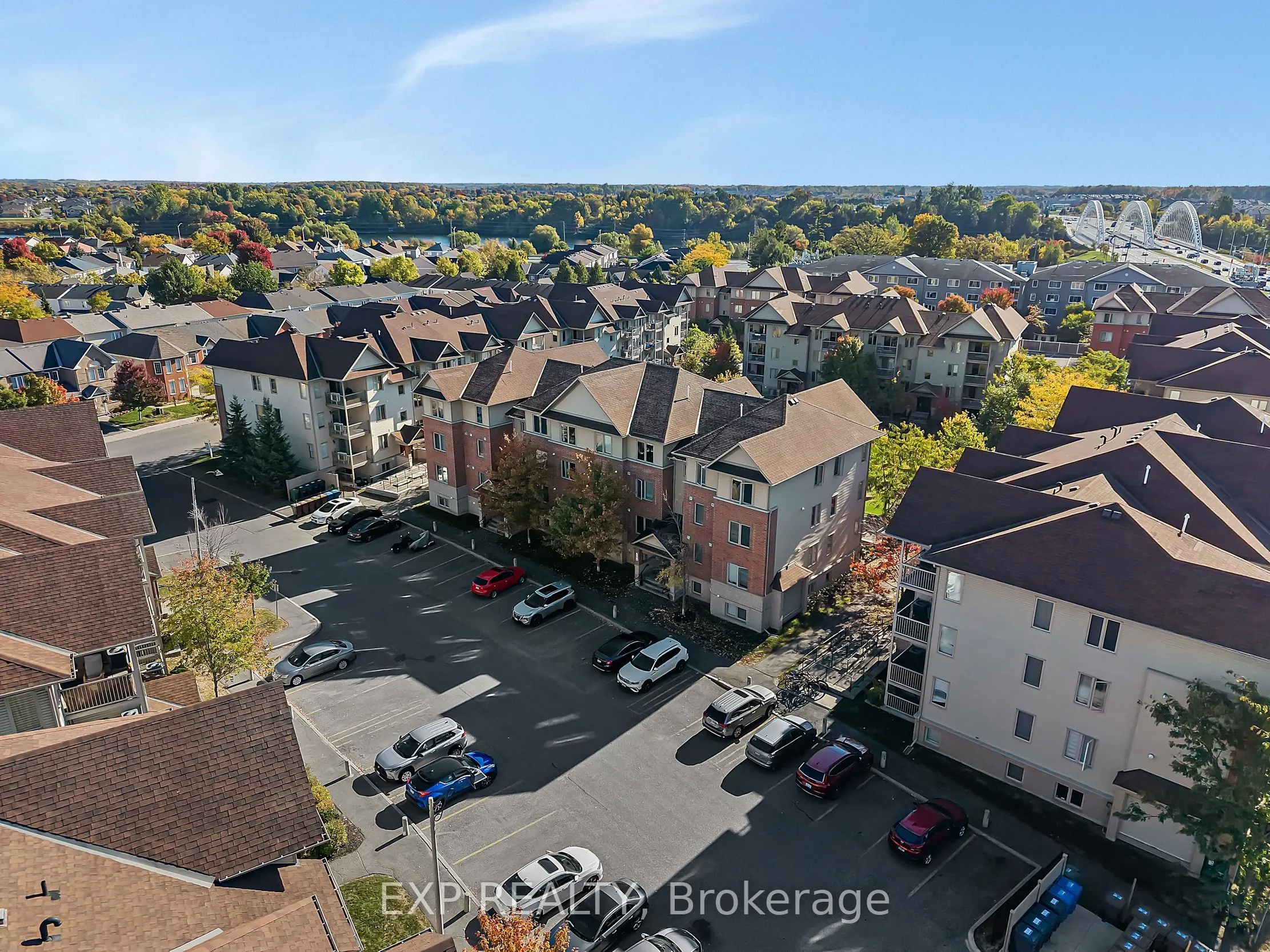 585 Stonefield Private, #6