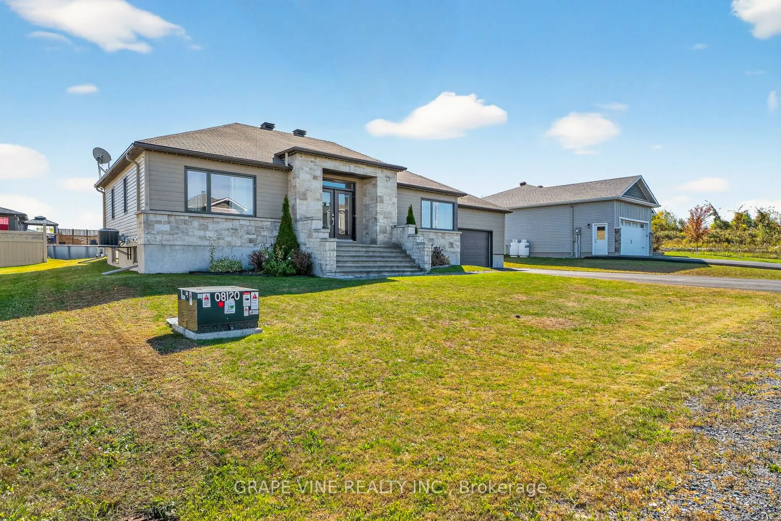 18 Calco Crescent