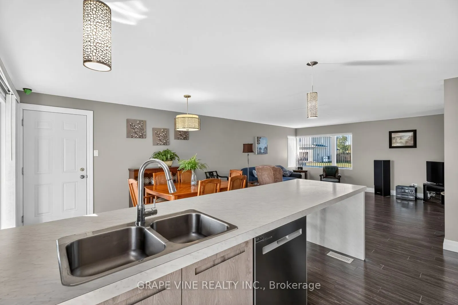 18 Calco Crescent