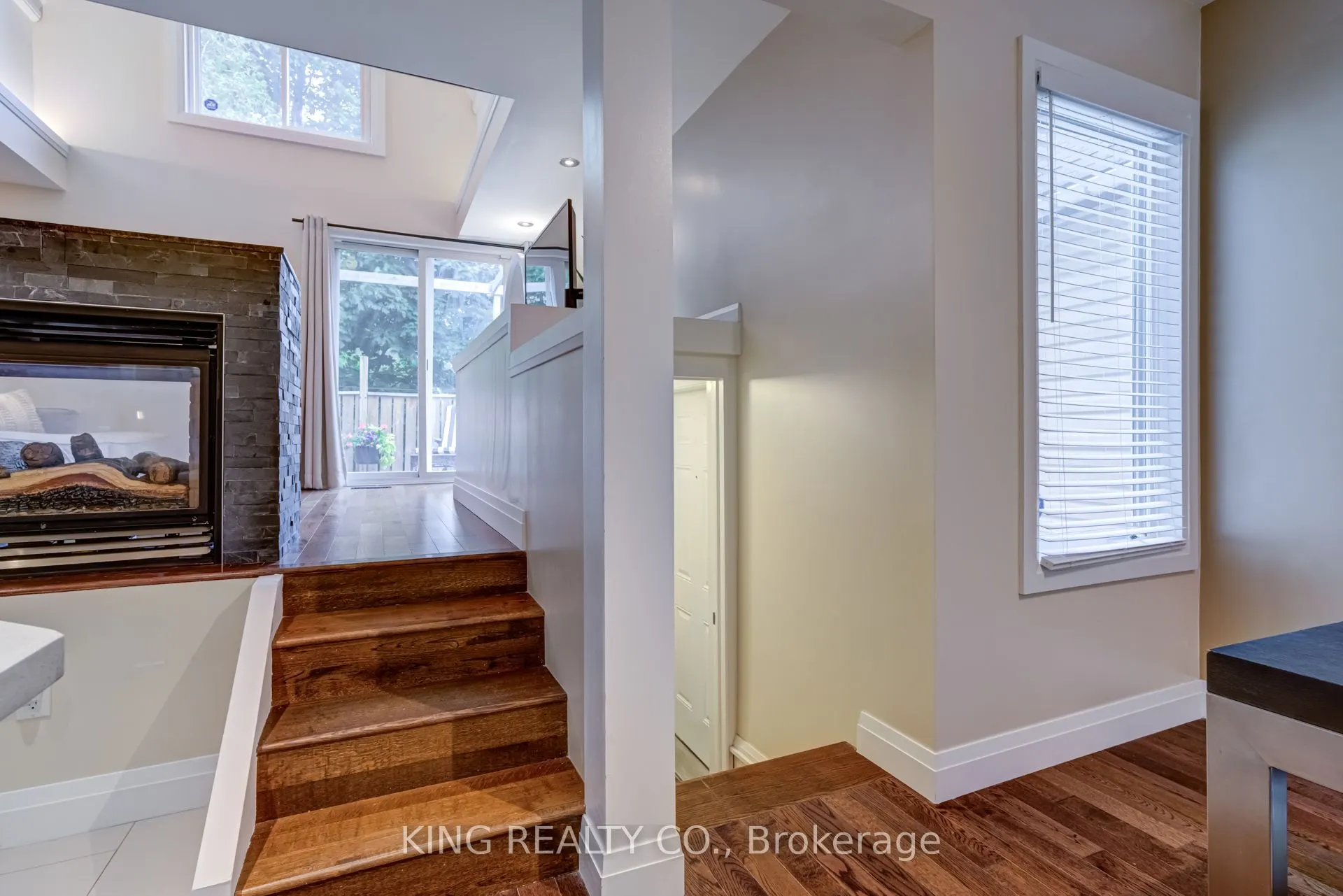 140 Sanford Avenue N