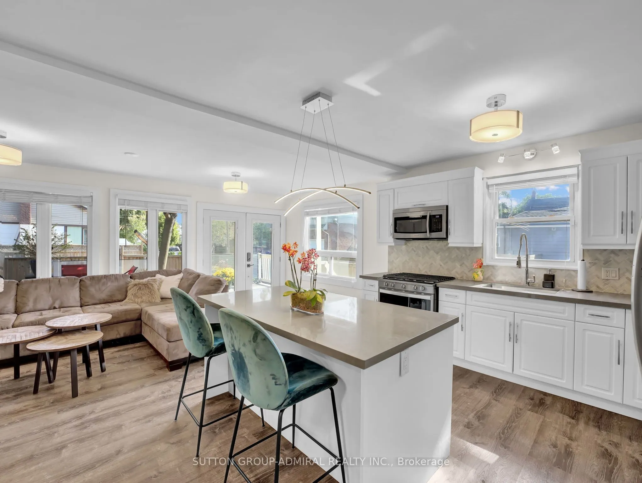 365 Beach Boulevard