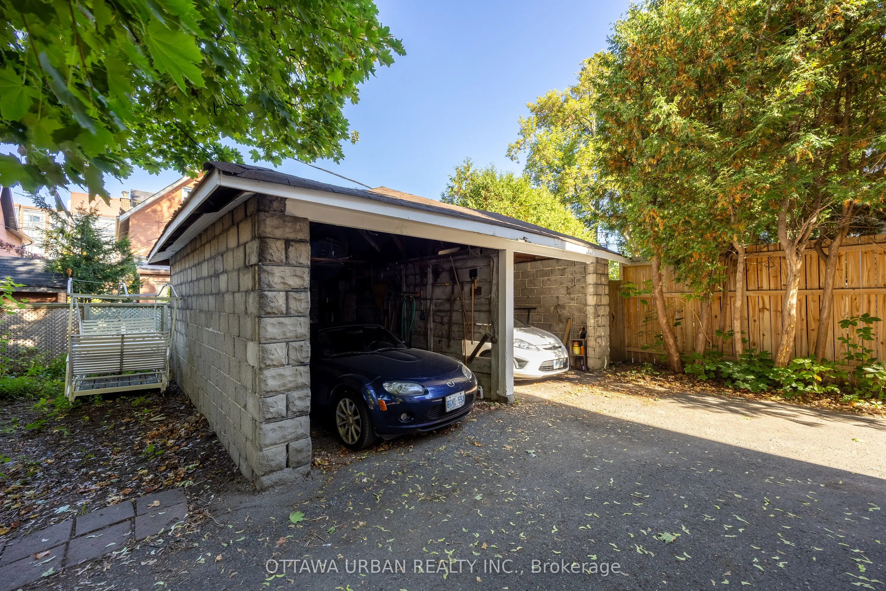 101 Strathcona Avenue