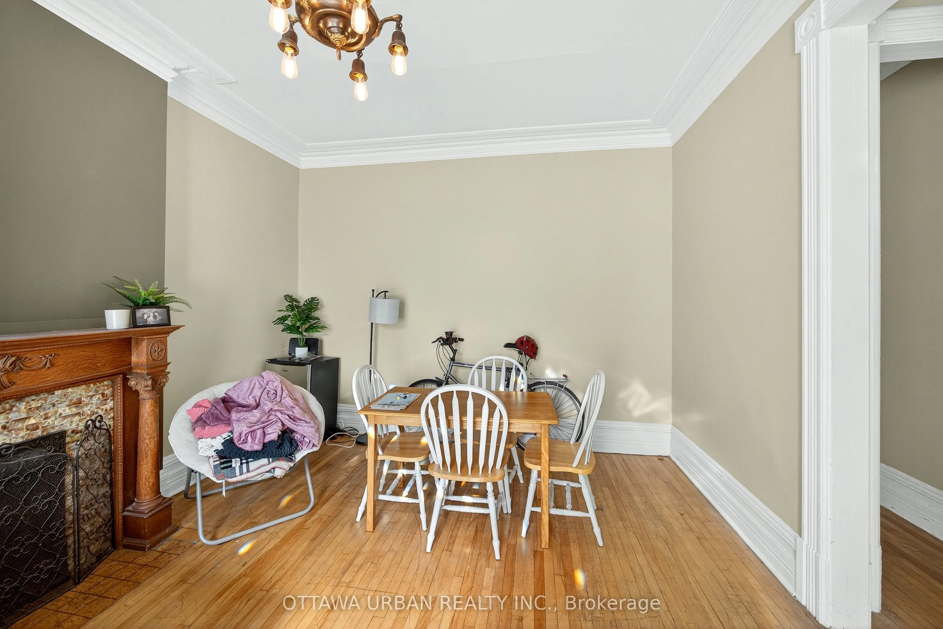 101 Strathcona Avenue