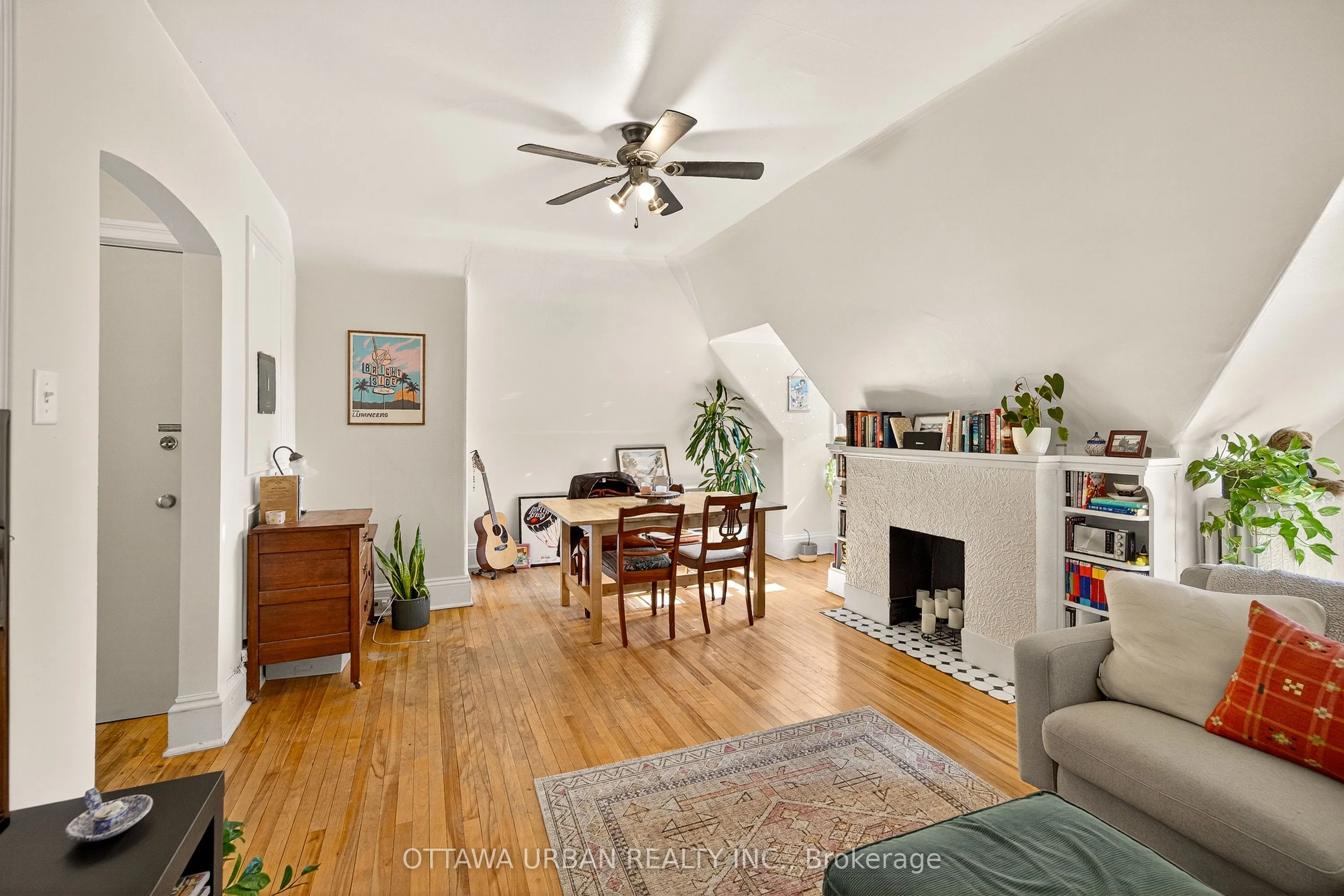 101 Strathcona Avenue