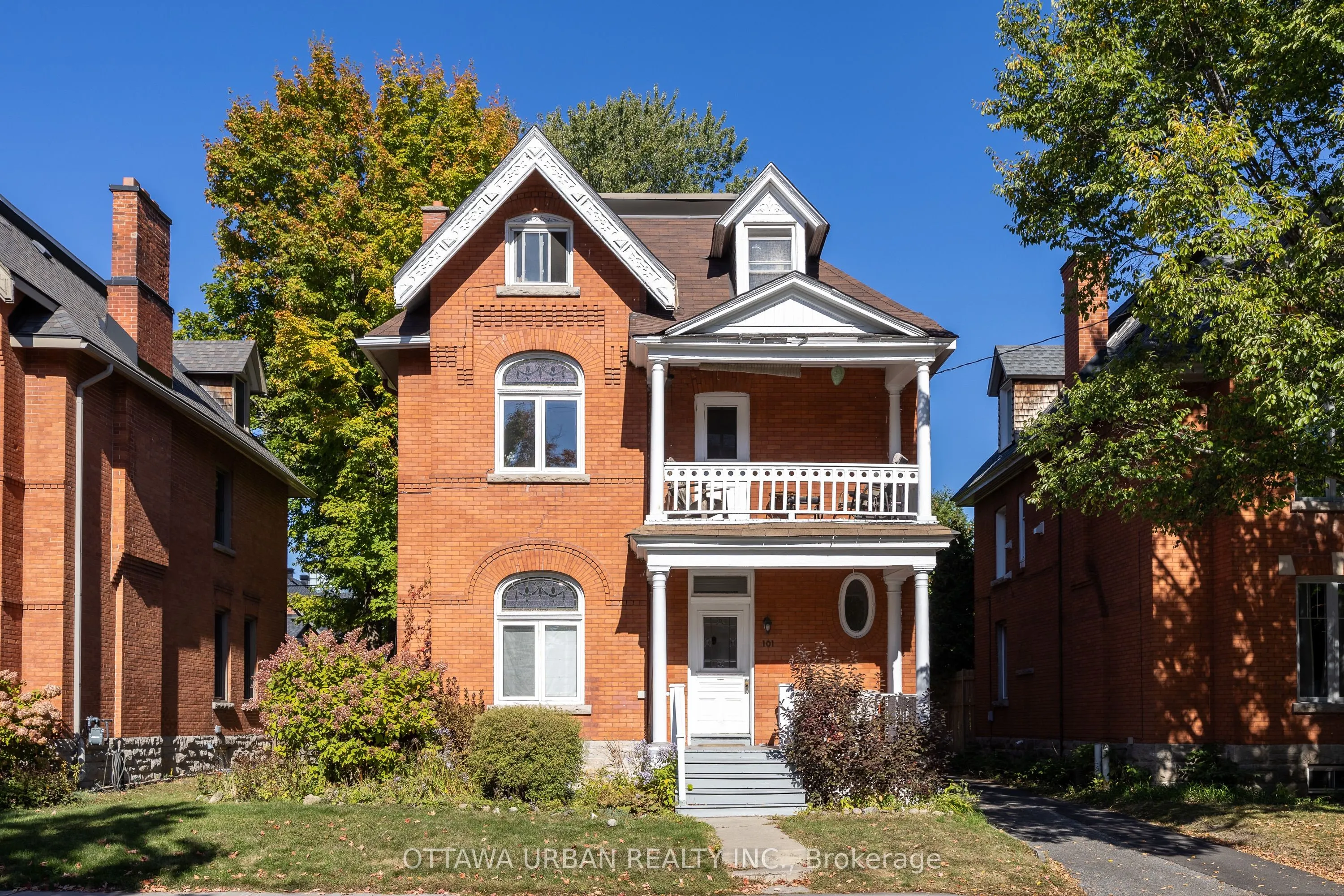 101 Strathcona Avenue