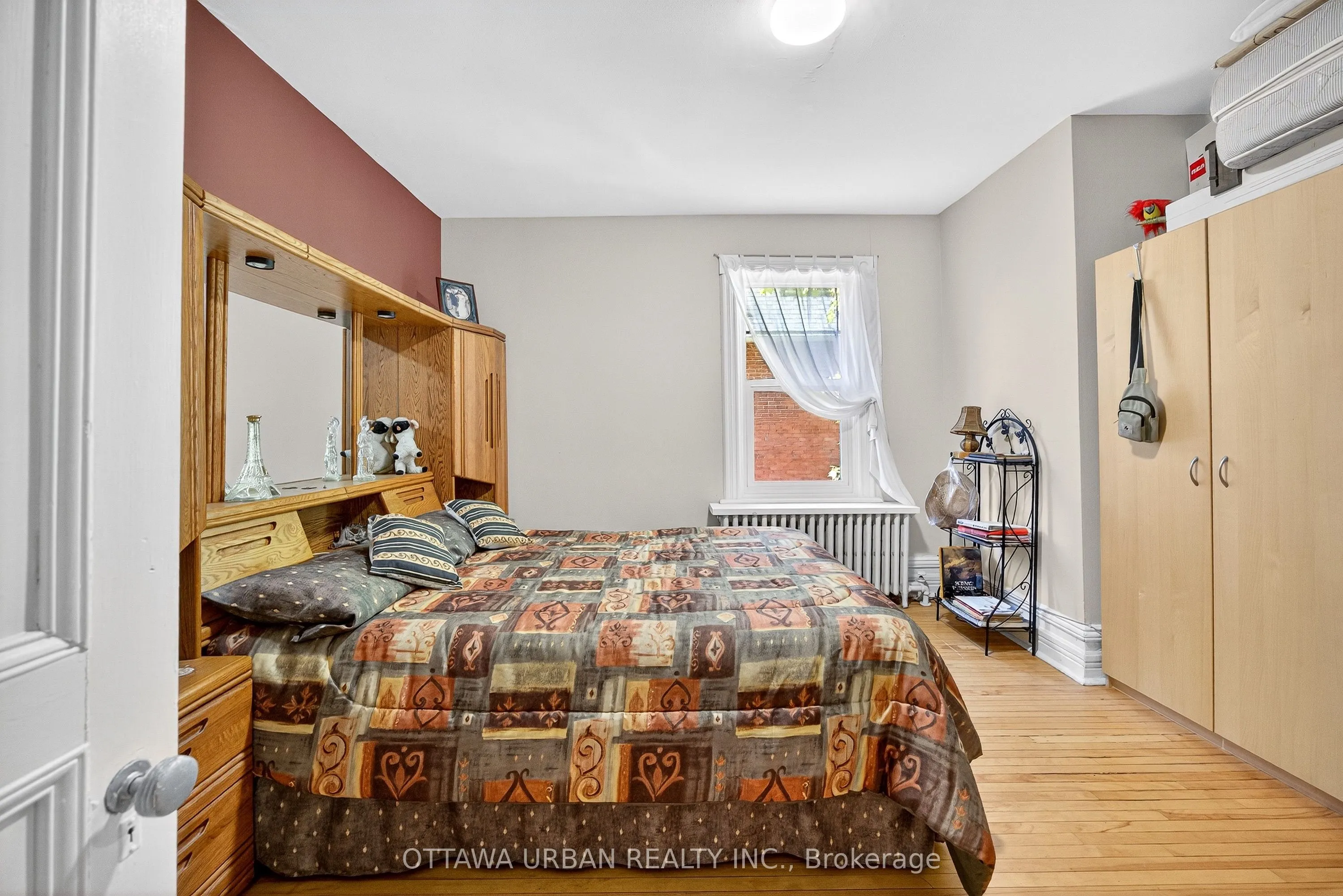 101 Strathcona Avenue