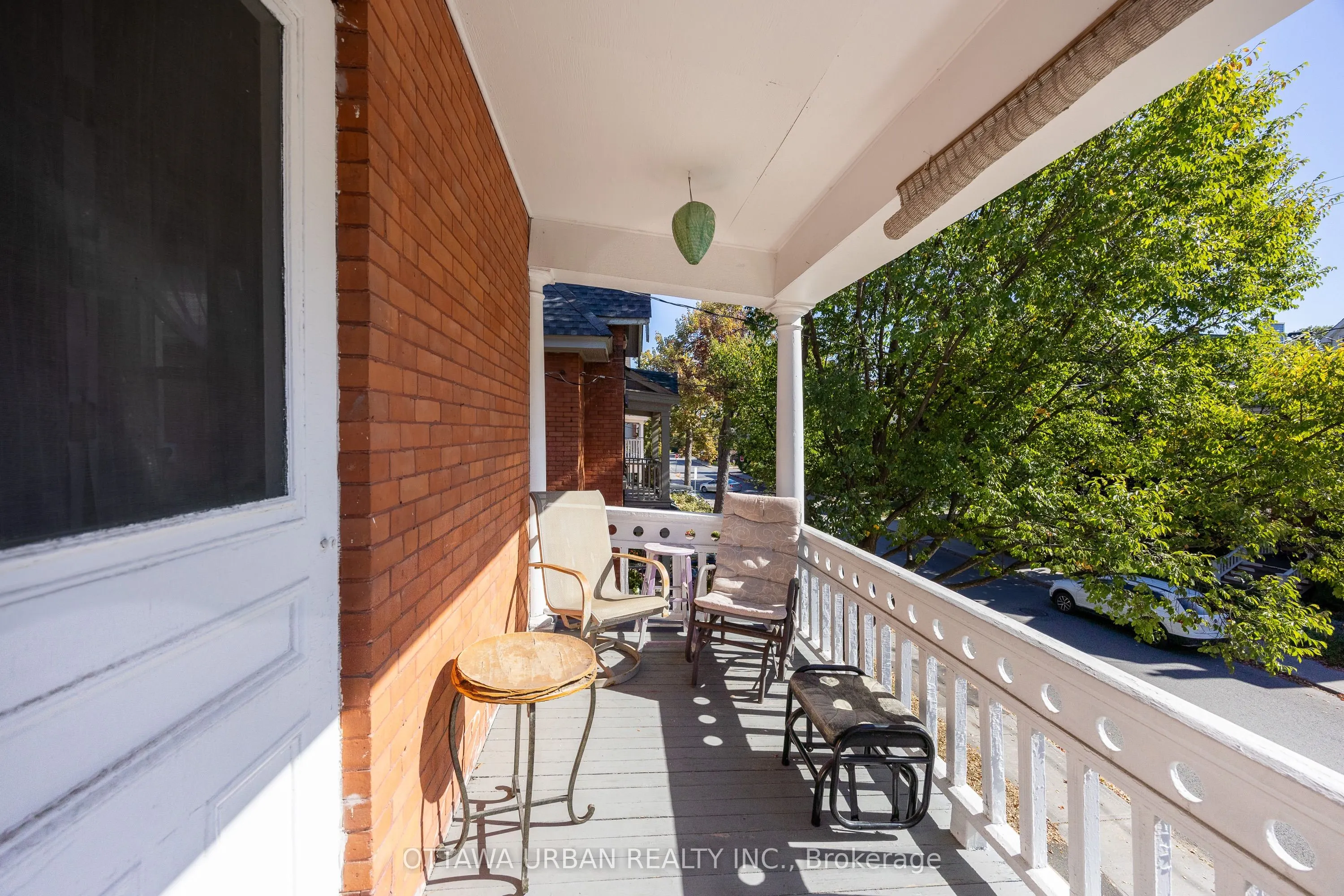 101 Strathcona Avenue