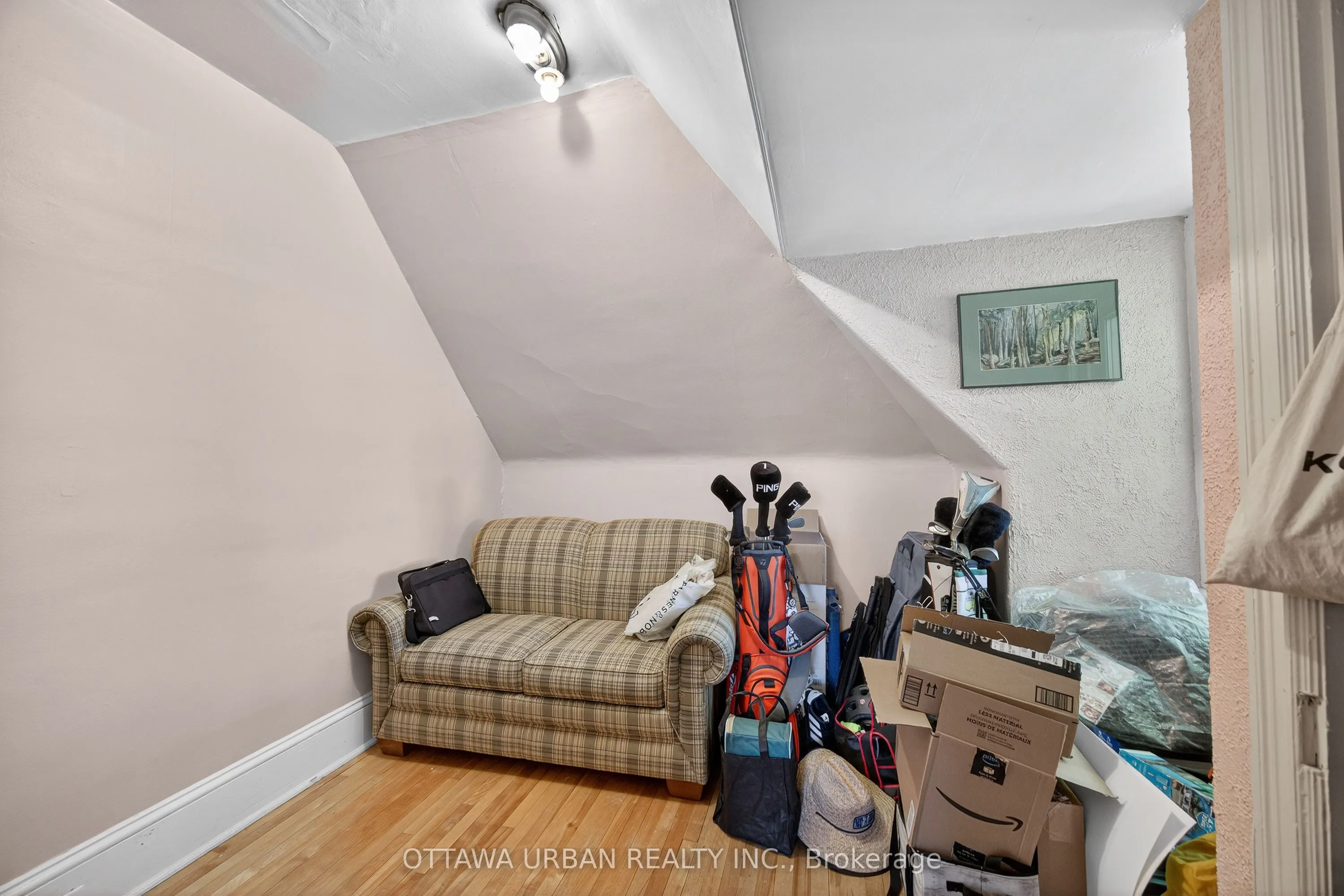 101 Strathcona Avenue