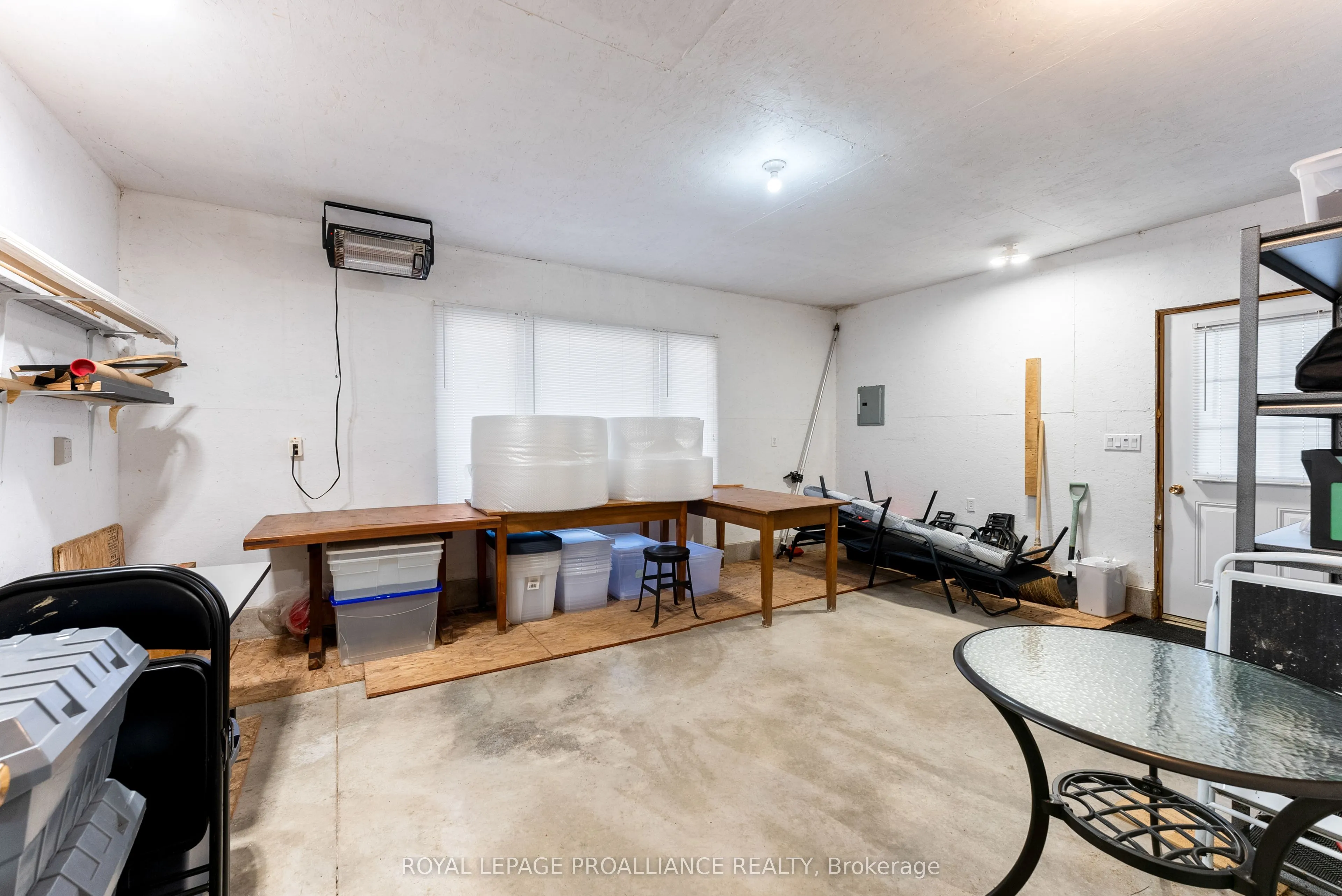 17276 Highway 41