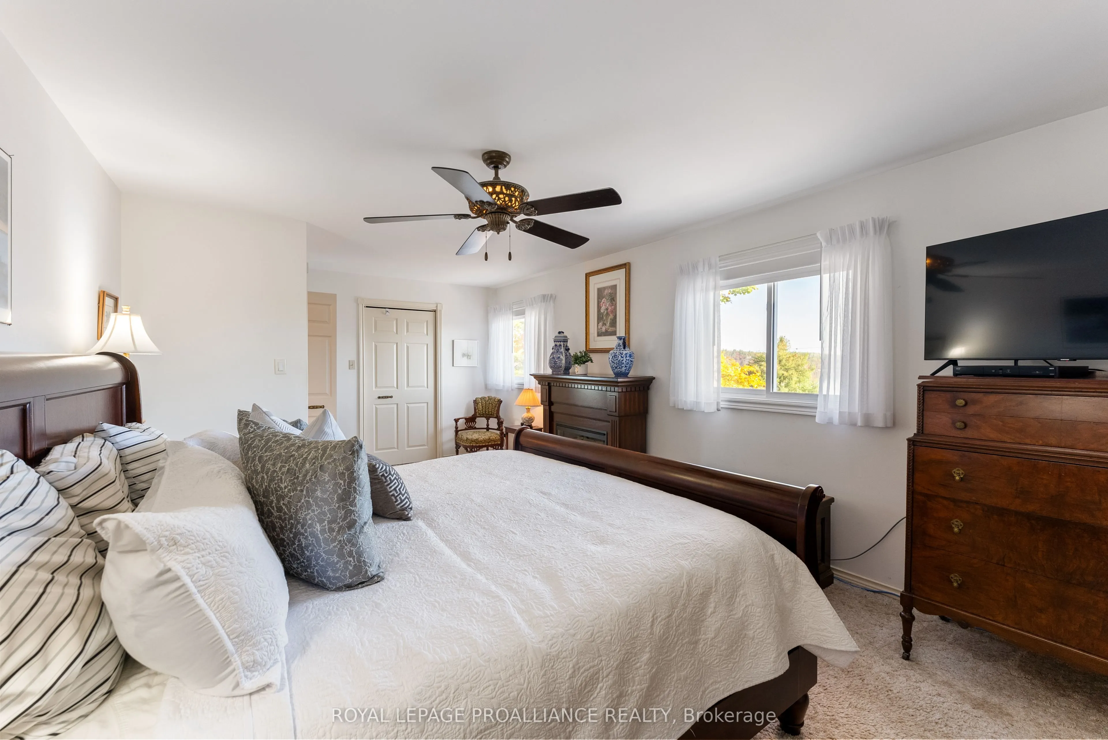 17276 Highway 41