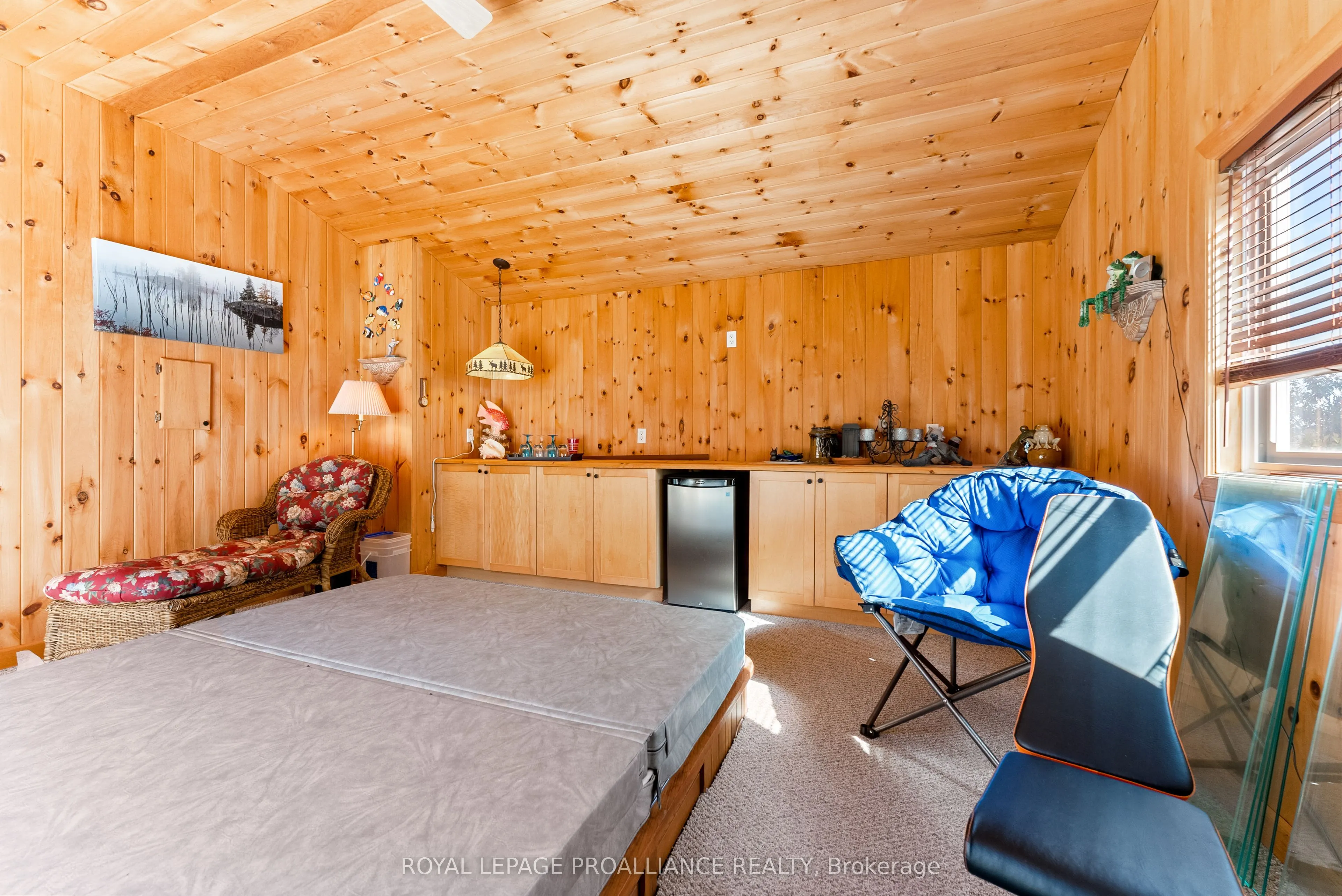 17276 Highway 41