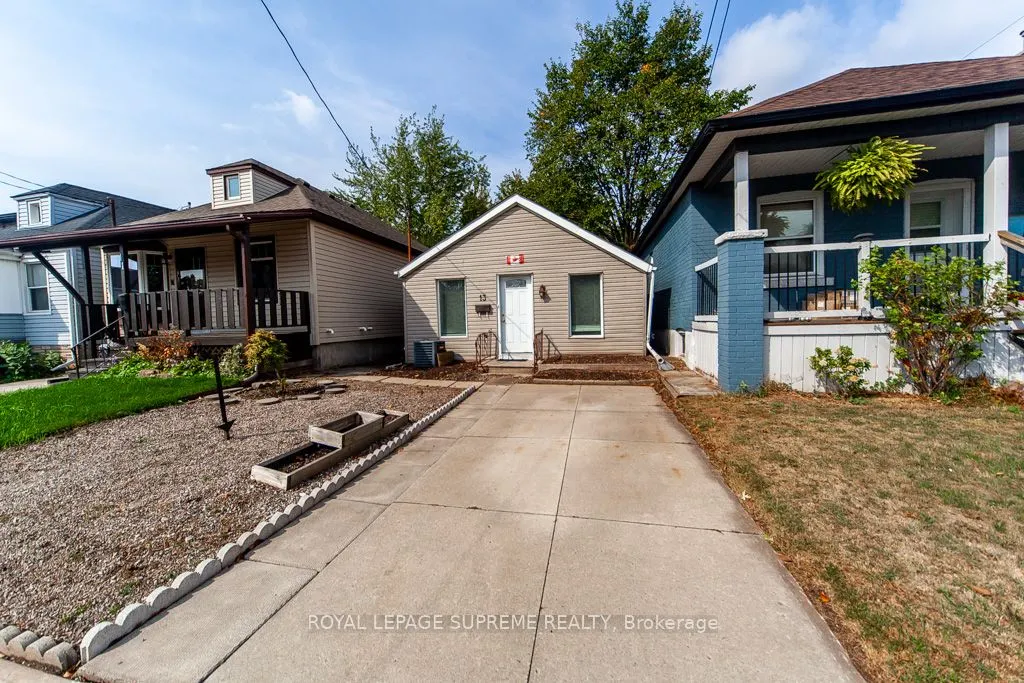 13 Robins Avenue