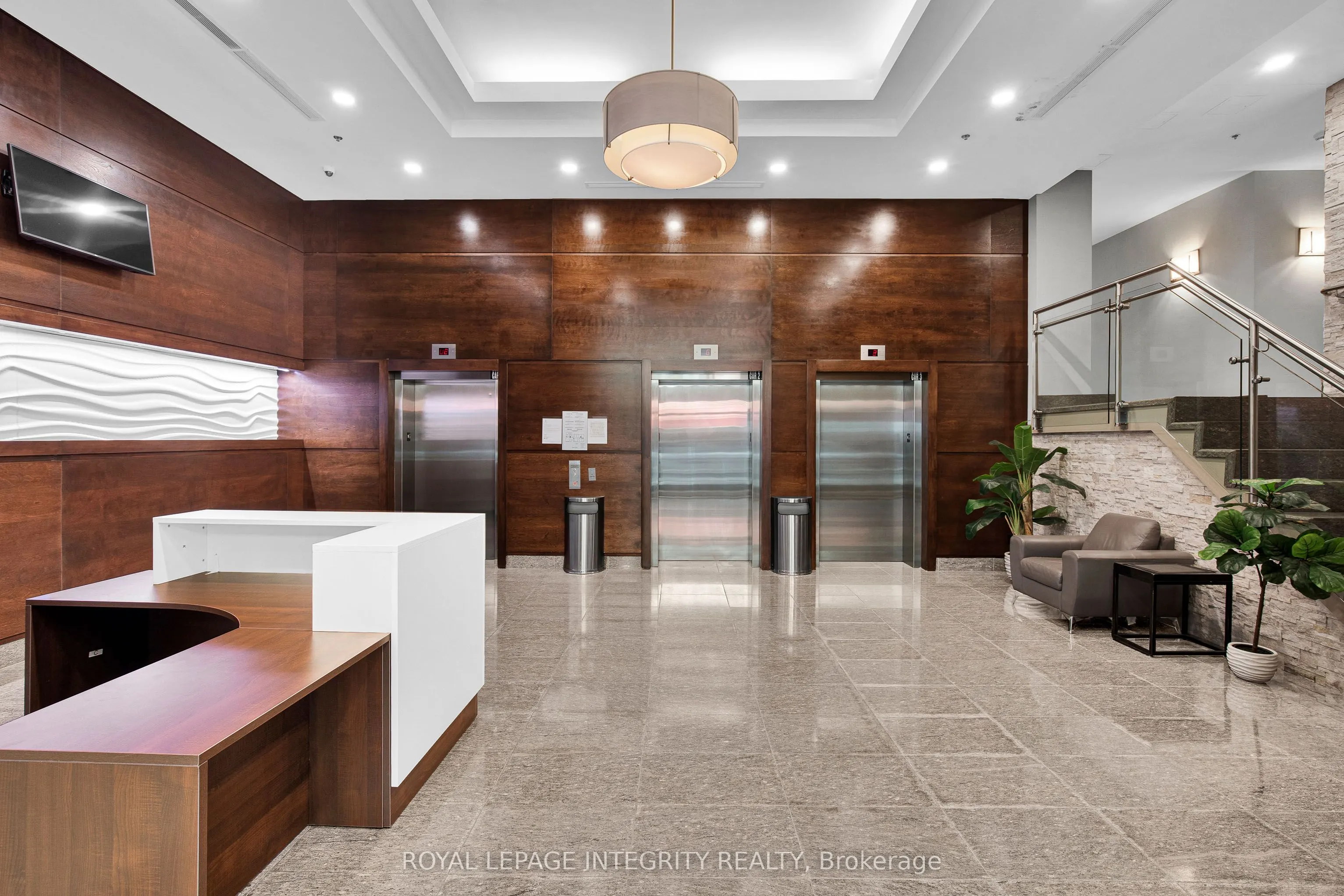 238 Besserer Street, #1207