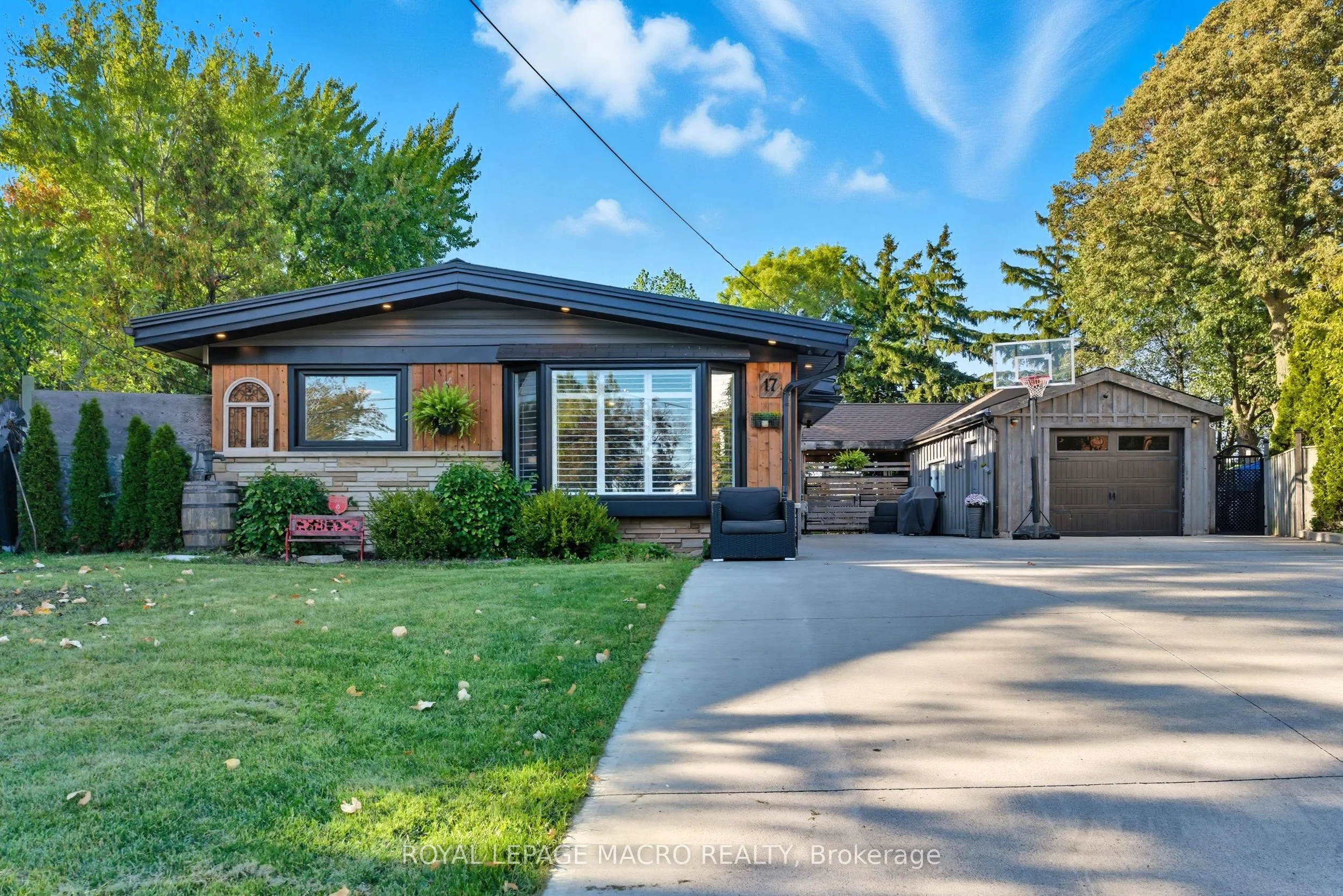 17 Carmen Avenue