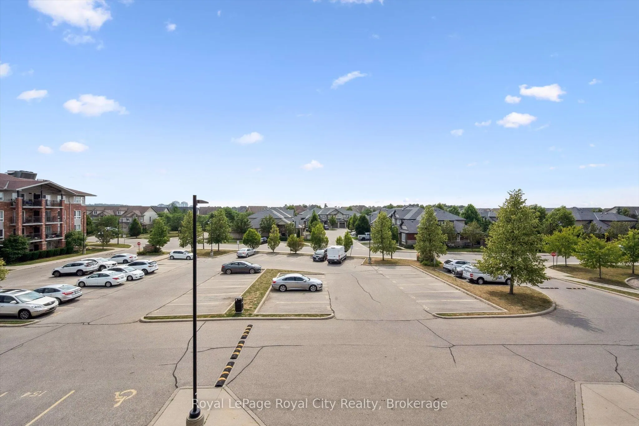 60 Lynnmore Street, #313