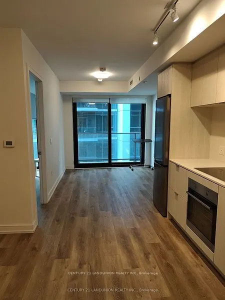 1 Jarvis Street, #816