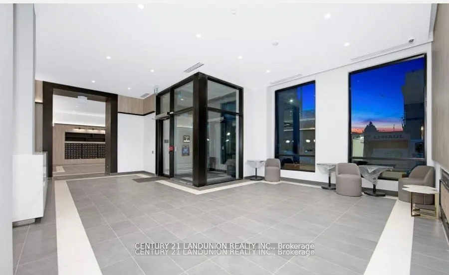 1 Jarvis Street, #816