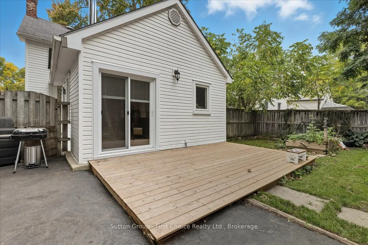 235 Wellington Street