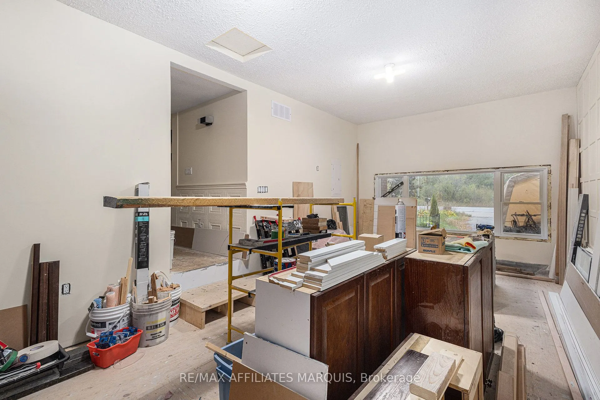 7349 Roger Stevens Drive