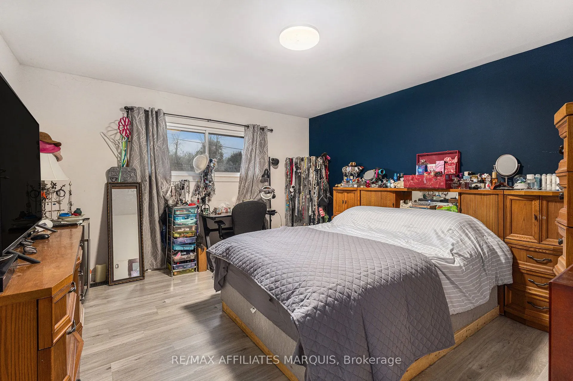 7349 Roger Stevens Drive